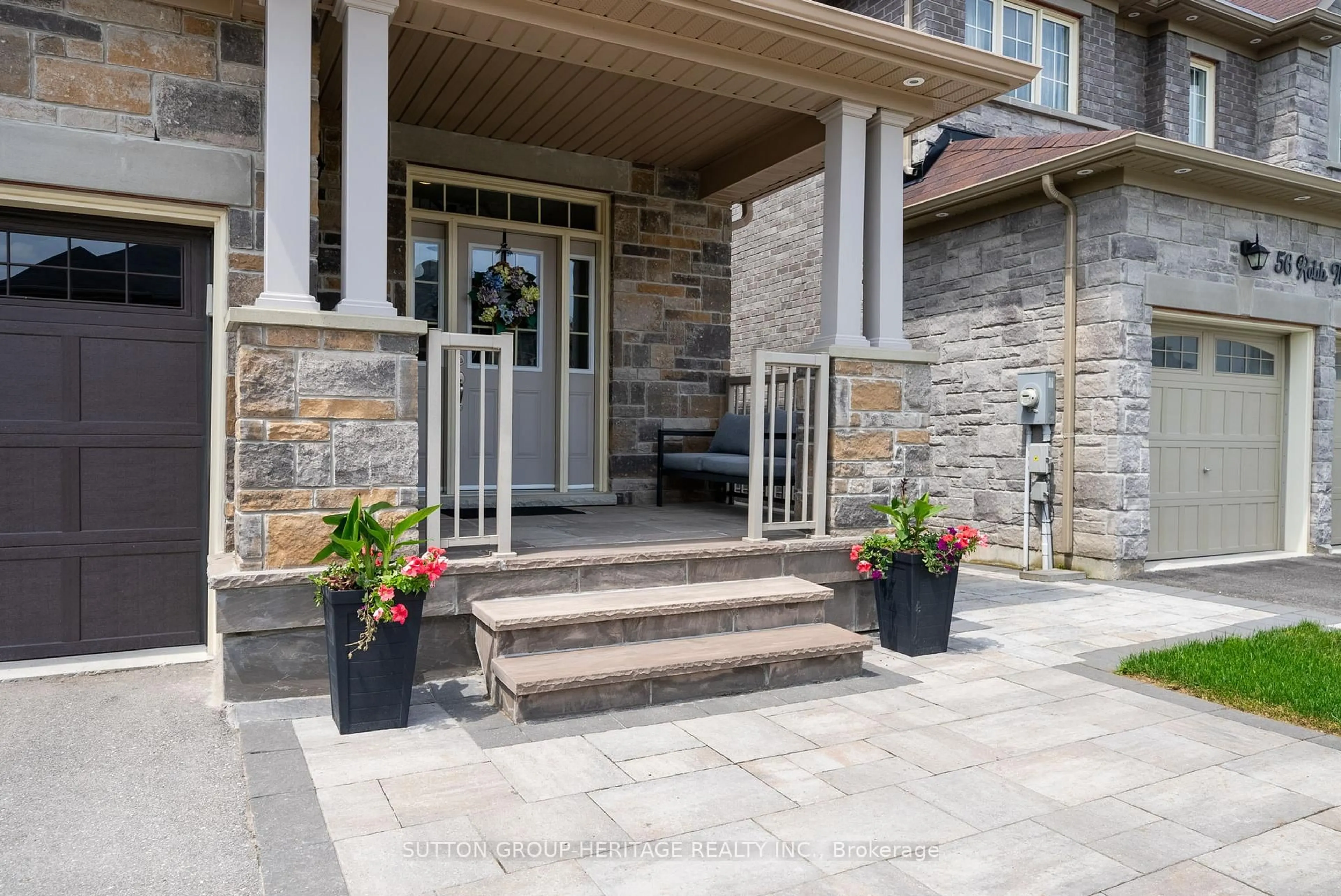 Unknown for 54 Robb Thompson Rd, East Gwillimbury Ontario L0G 1M0