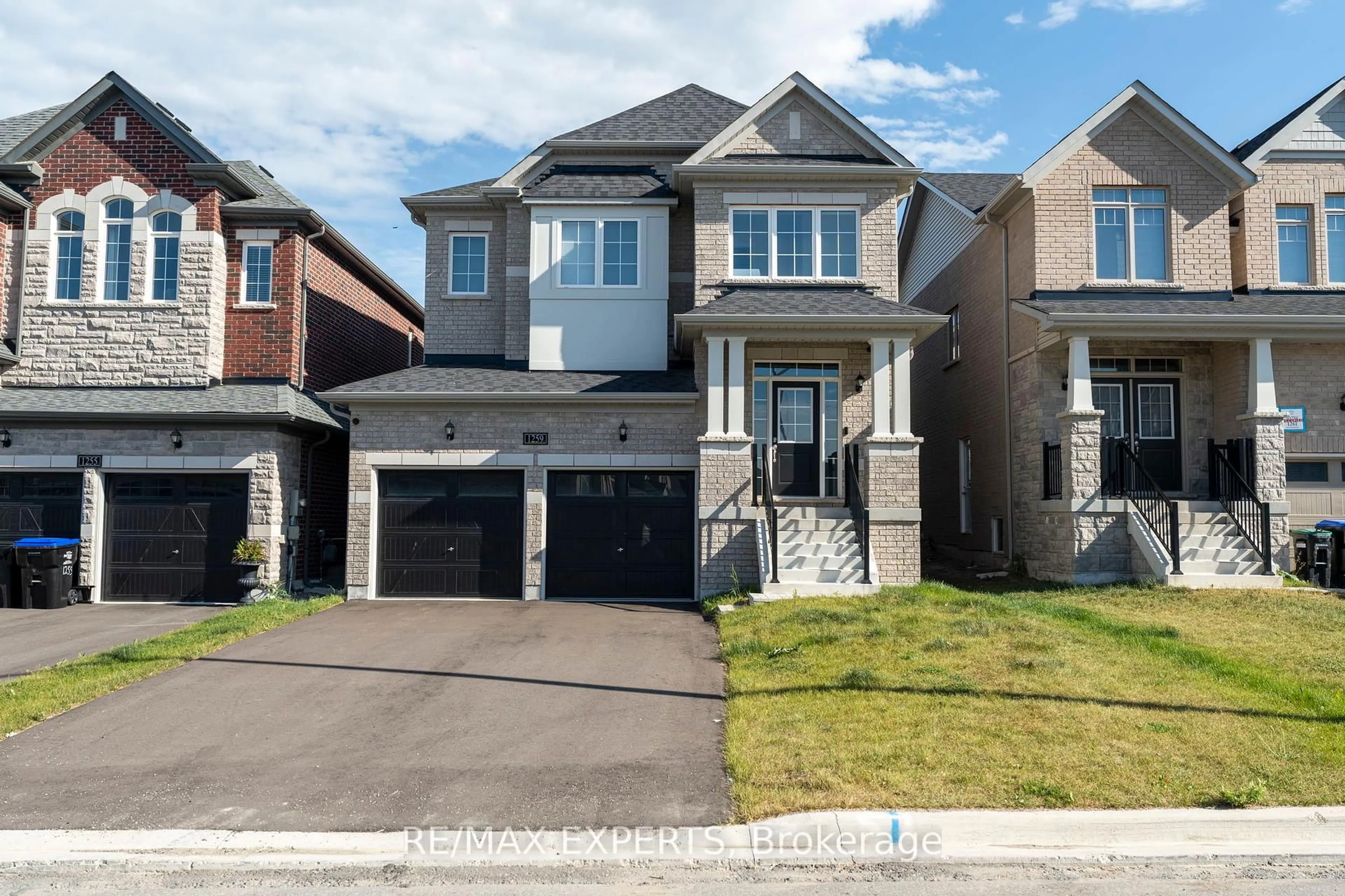 Home with brick exterior material, street for 1259 Stevens Rd, Innisfil Ontario L9S 0P6