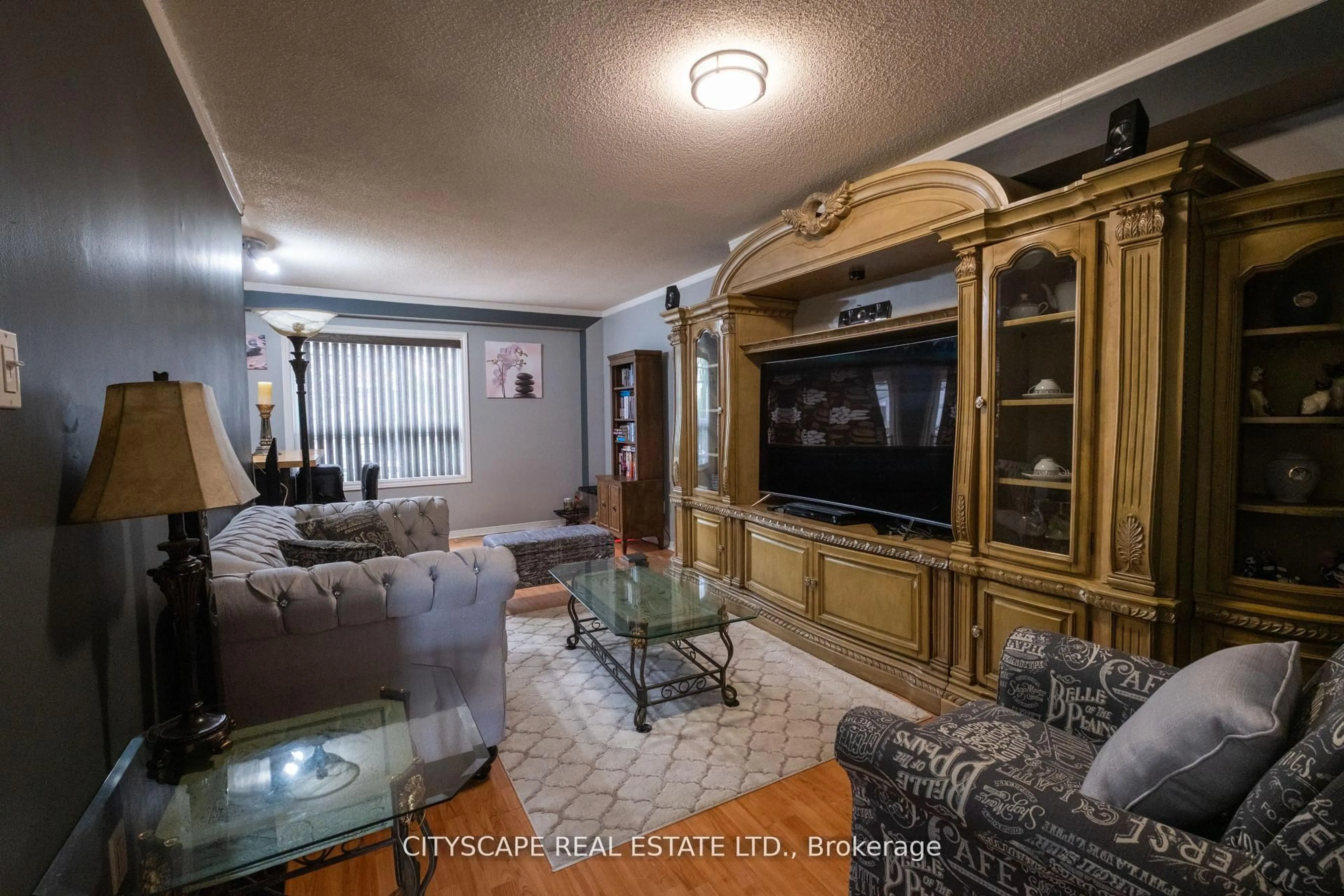 Living room with furniture, unknown for 2176 Ferguson St, Innisfil Ontario L9S 1X6