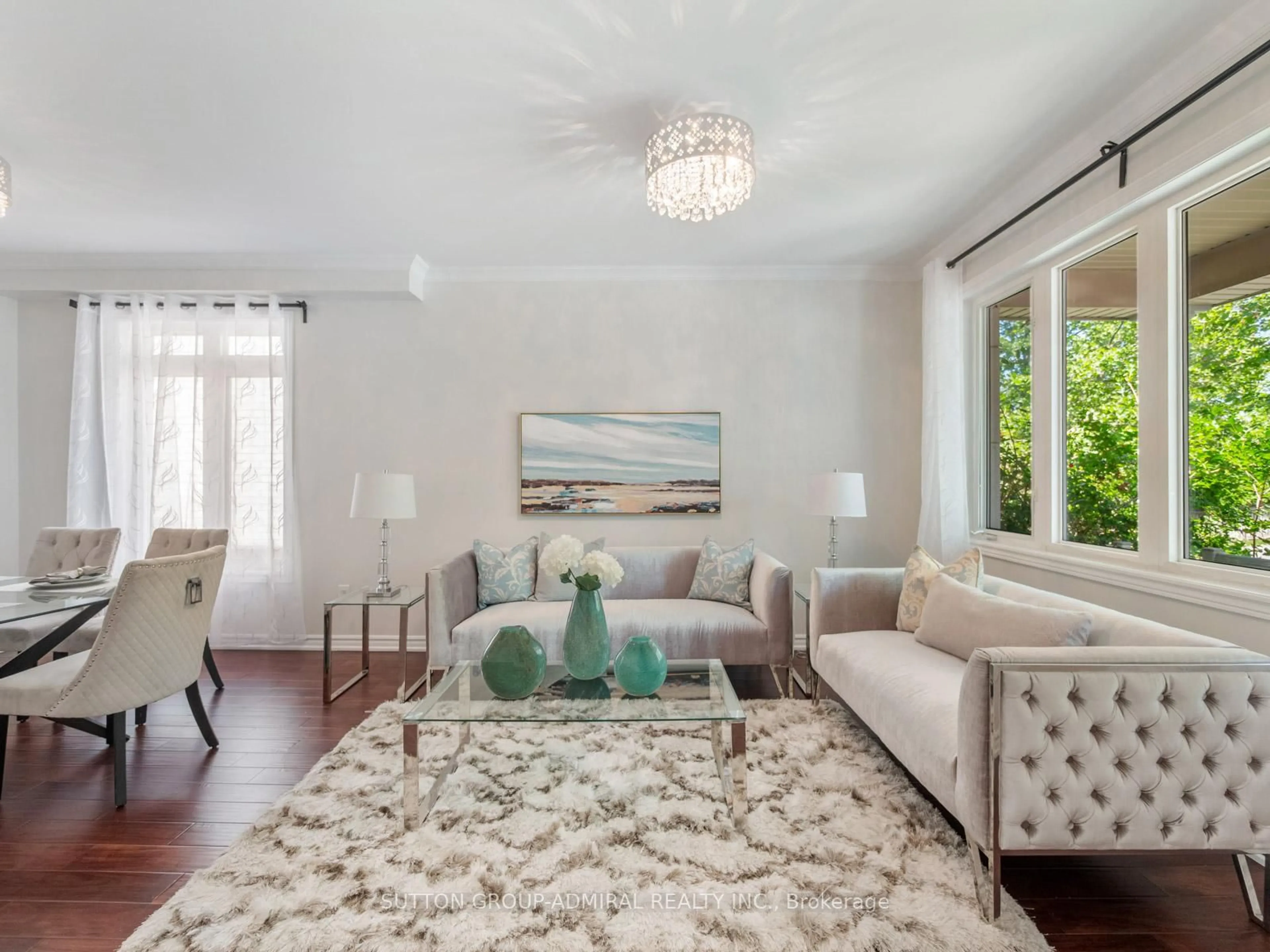 Living room with furniture, unknown for 10 Auburndale Dr, Vaughan Ontario L4J 9C1