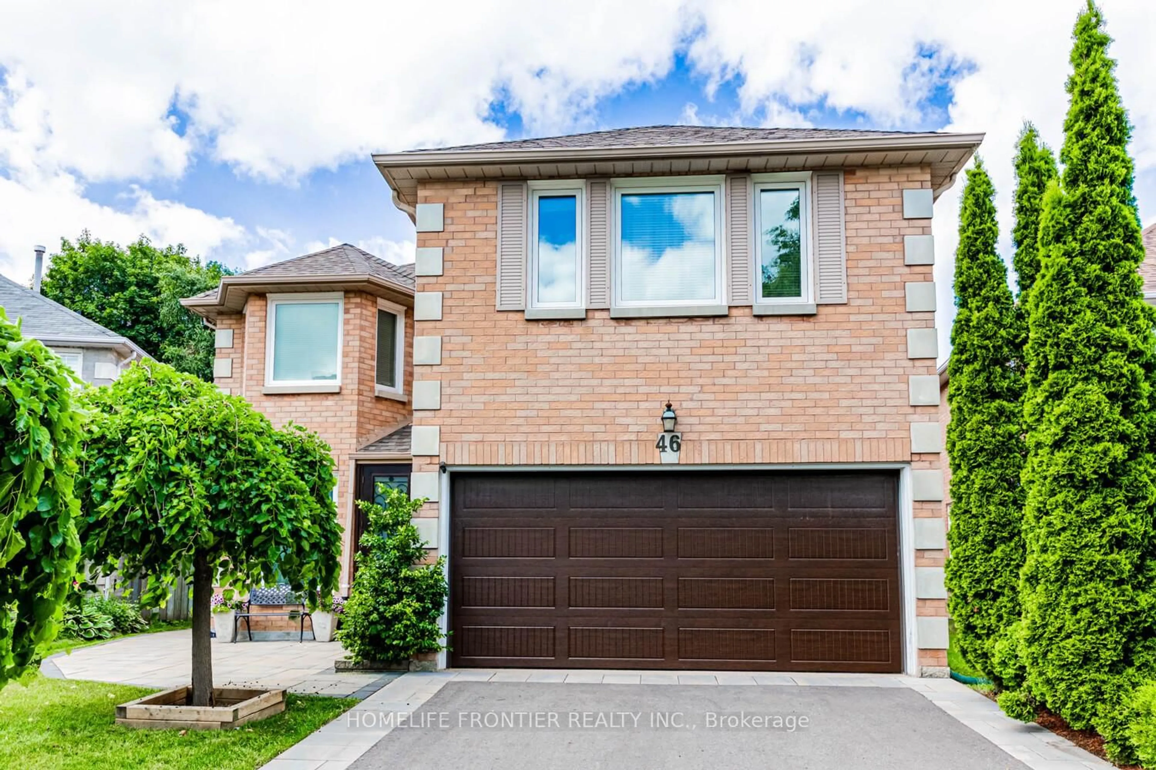 Home with brick exterior material, street for 46 Thornbrook Crt, Vaughan Ontario L4J 7X4