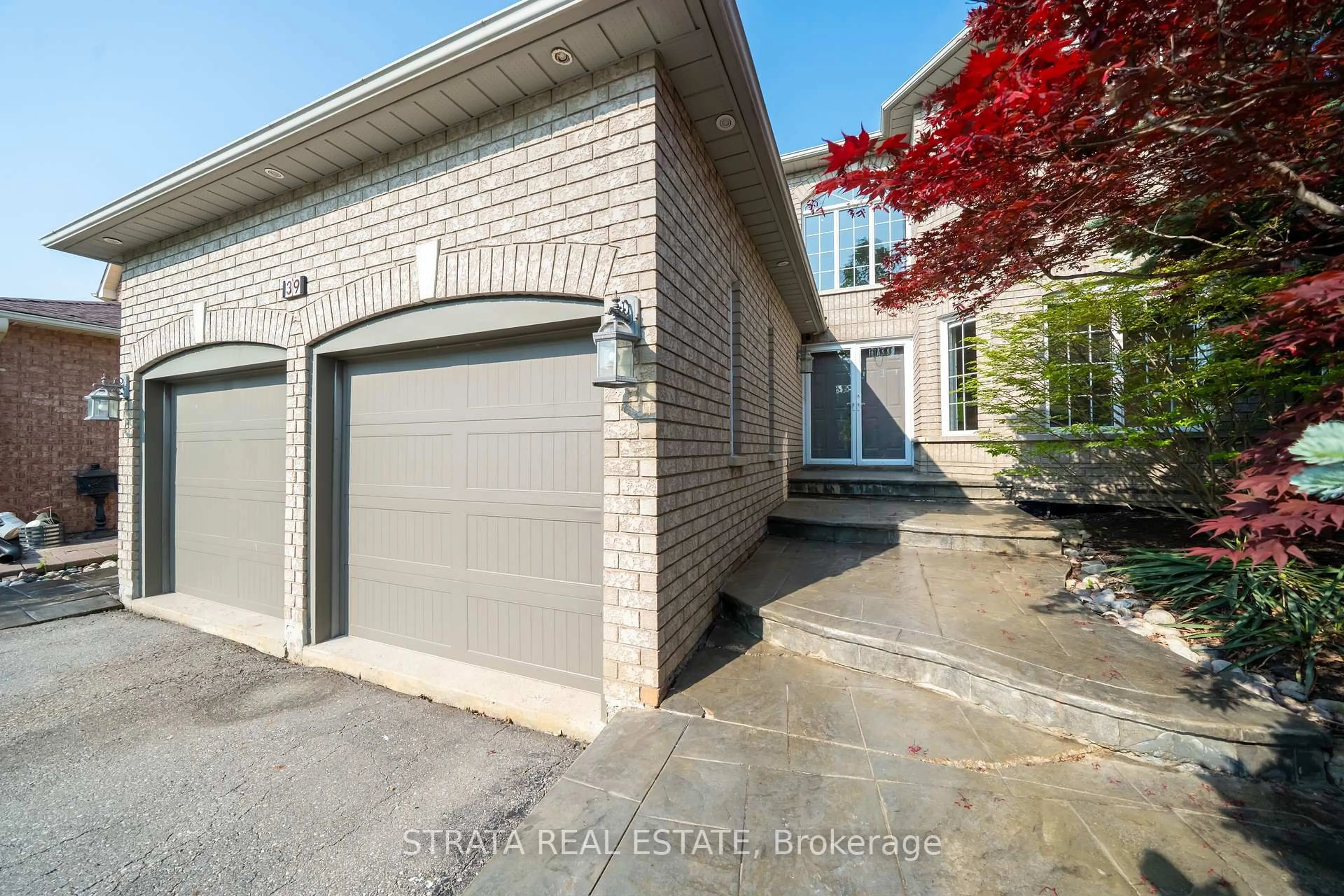 Home with brick exterior material, street for 39 Dunblane Ave, Vaughan Ontario L6A 2N9