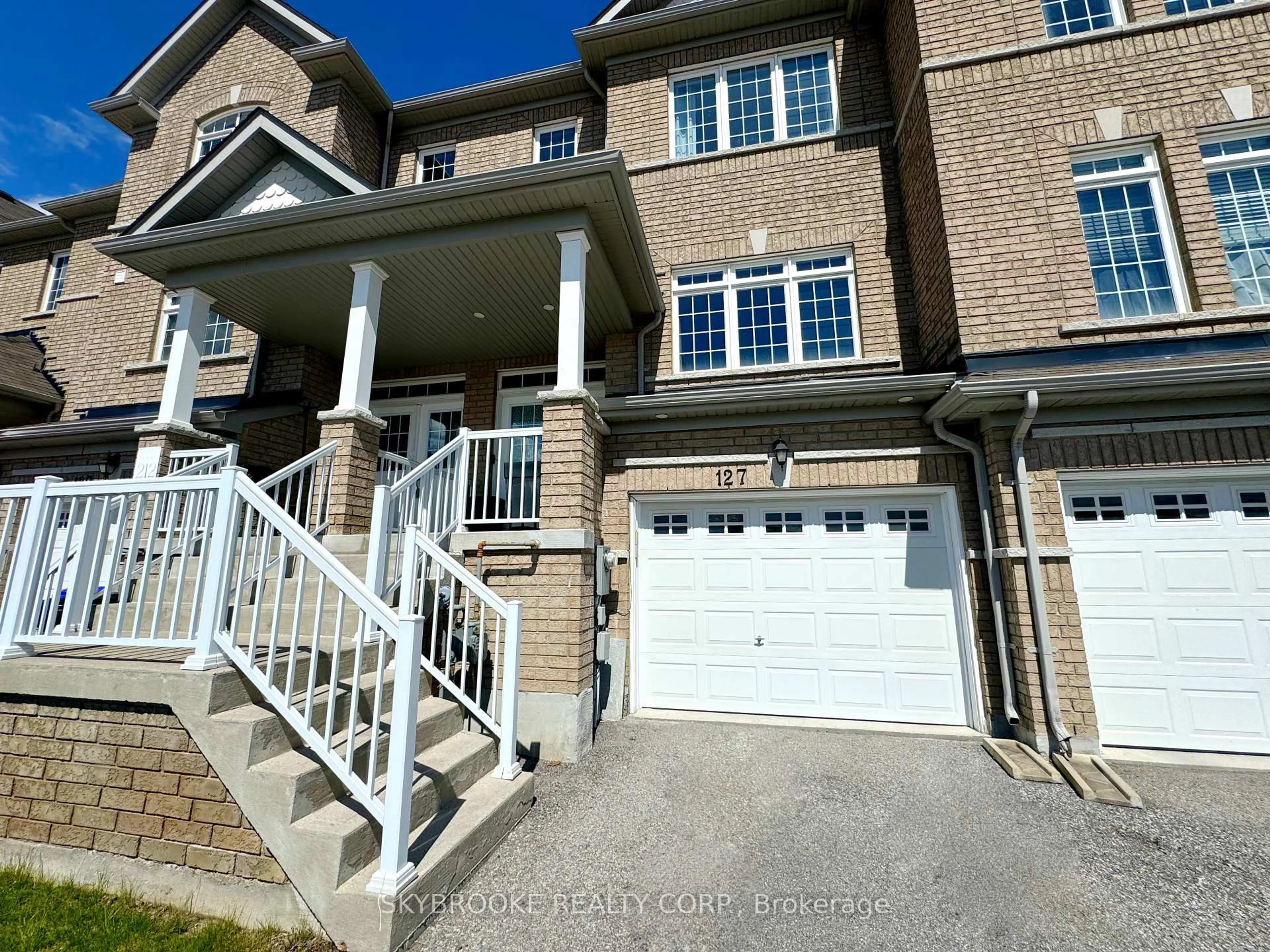Unknown for 127 Taucar Gate, Bradford West Gwillimbury Ontario L3Z 1N0