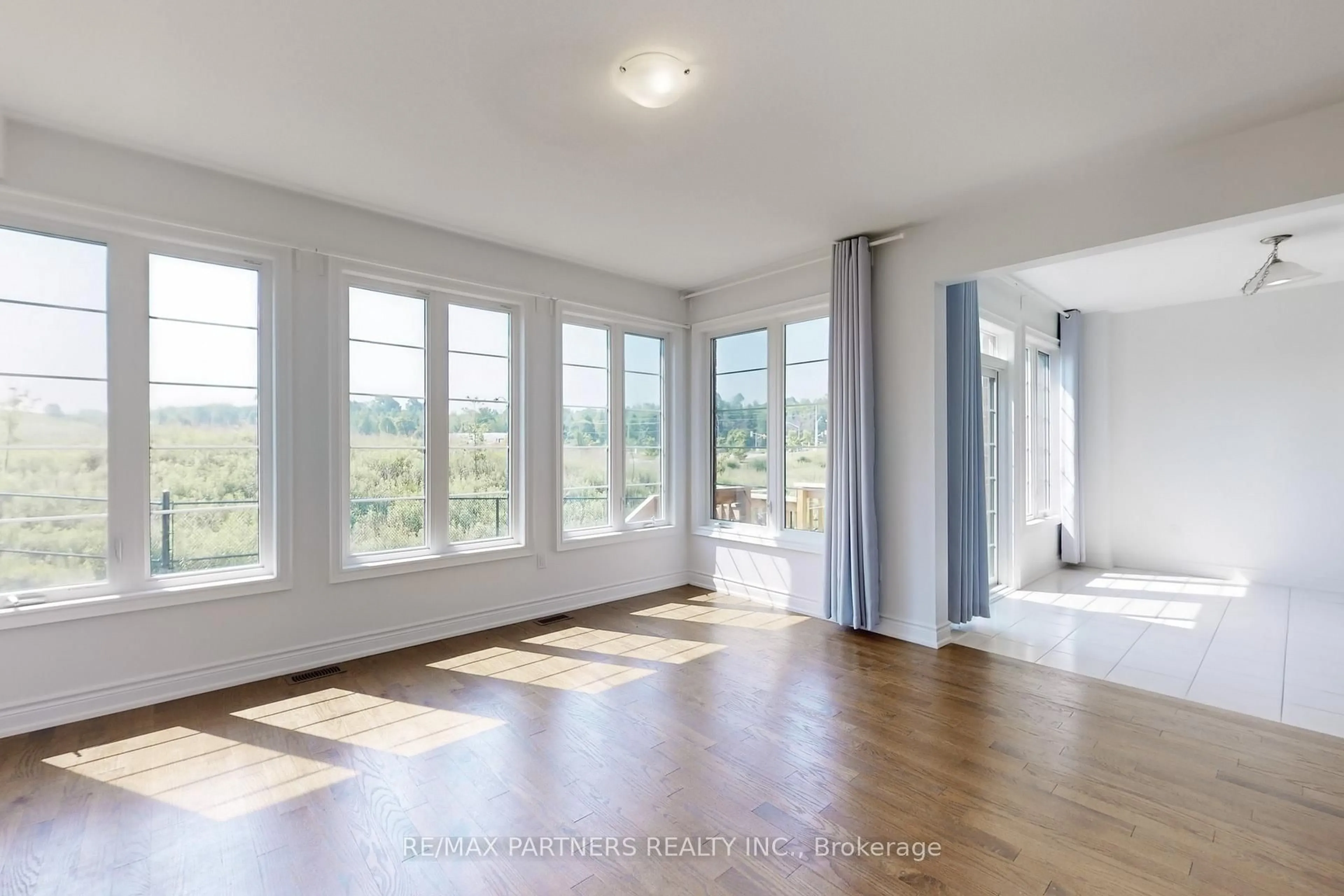Unknown for 78 Telsa Cres, East Gwillimbury Ontario L9N 0T3