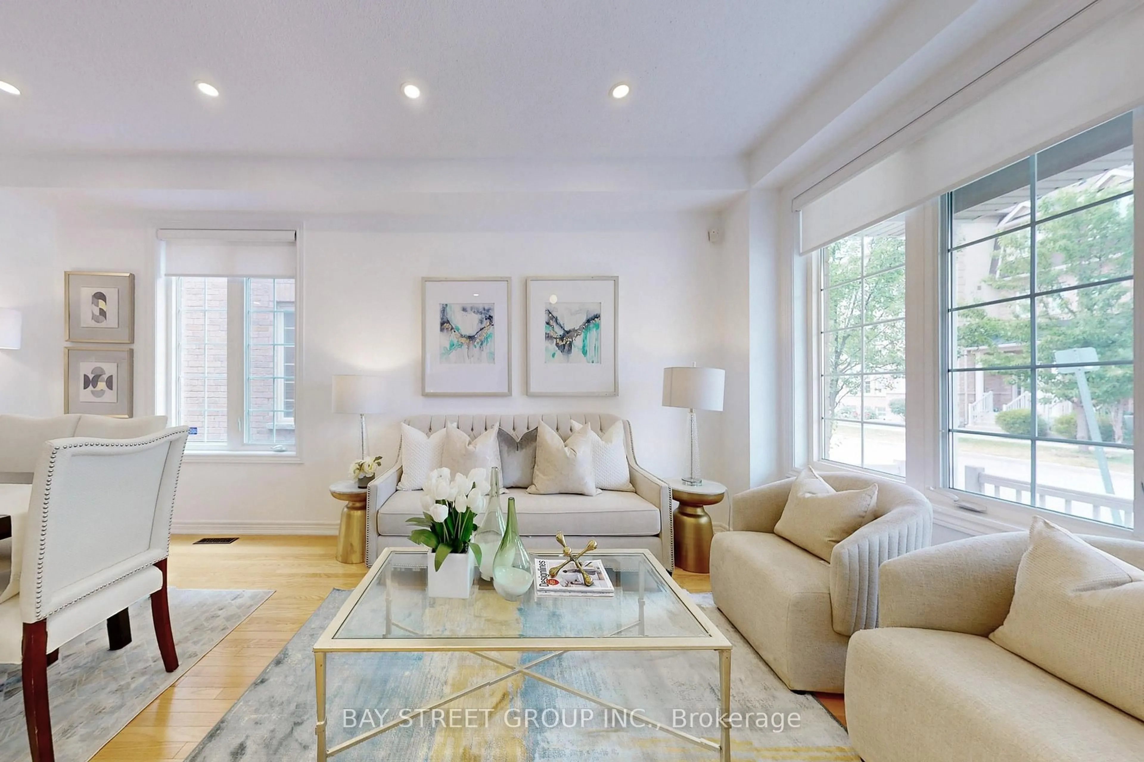 Living room with furniture, unknown for 7 Tufo Ave, Markham Ontario L6C 0H8