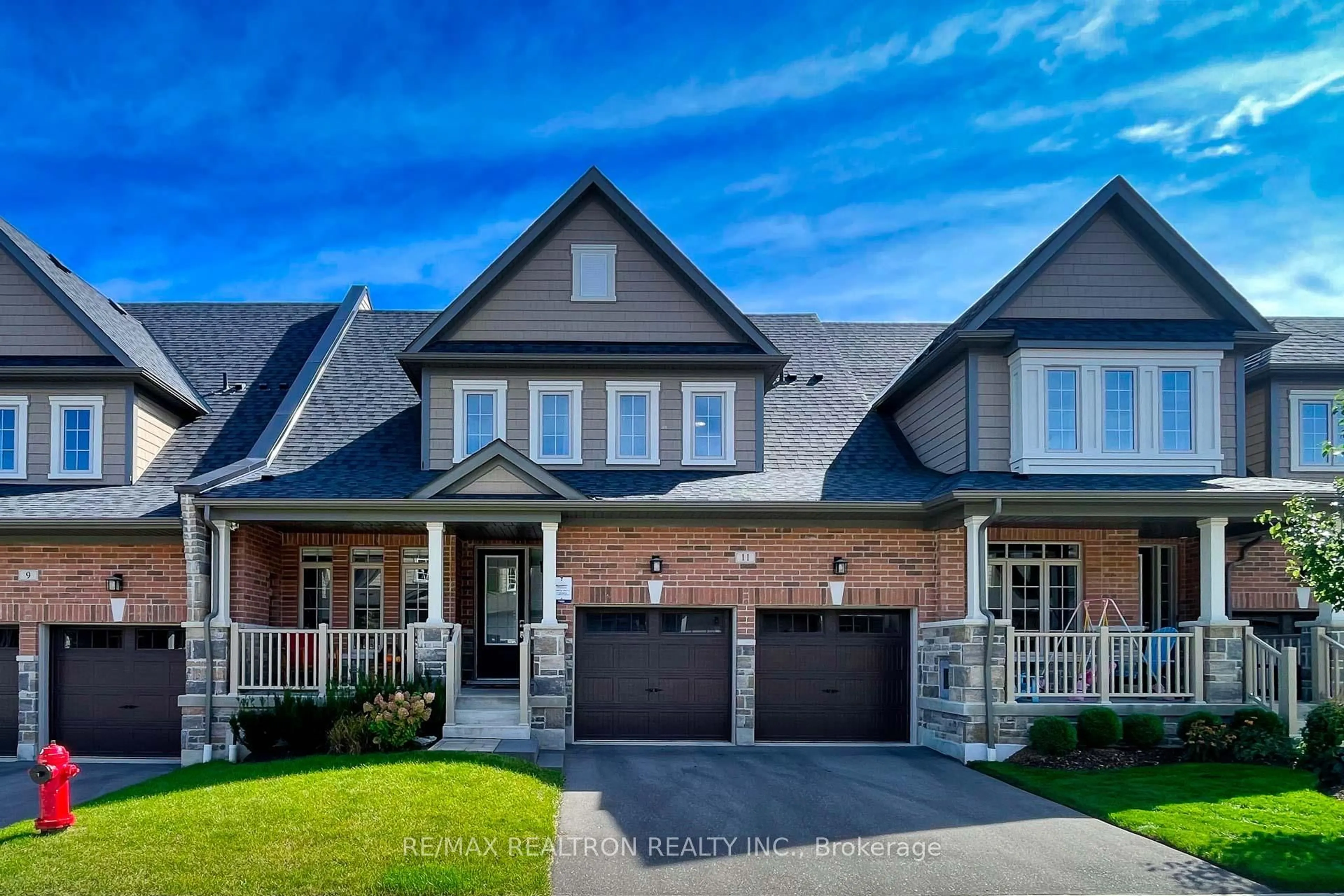 Home with brick exterior material, street for 11 Howard Williams Crt, Uxbridge Ontario L9P 0R2