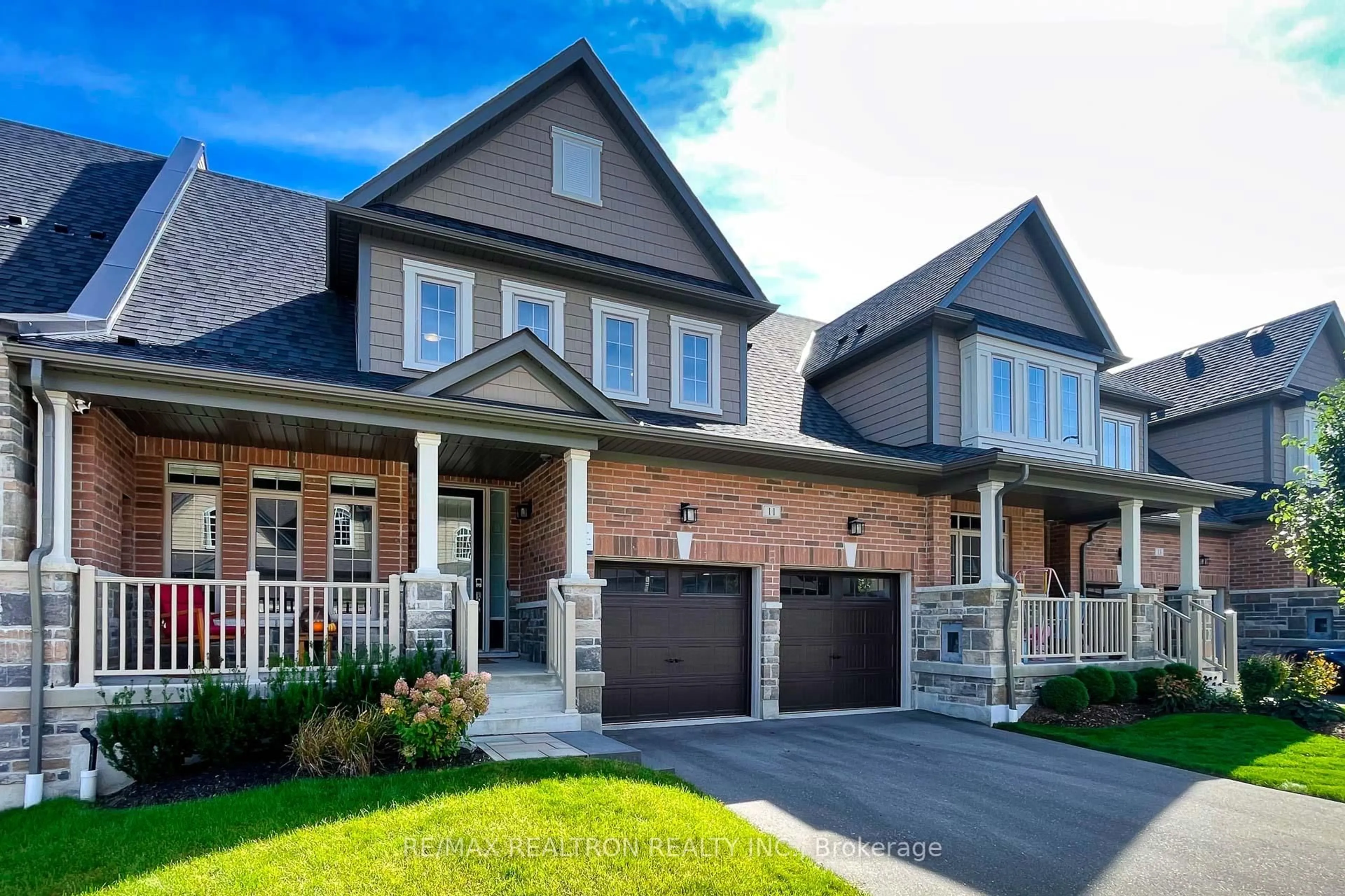 Home with brick exterior material, street for 11 Howard Williams Crt, Uxbridge Ontario L9P 0R2