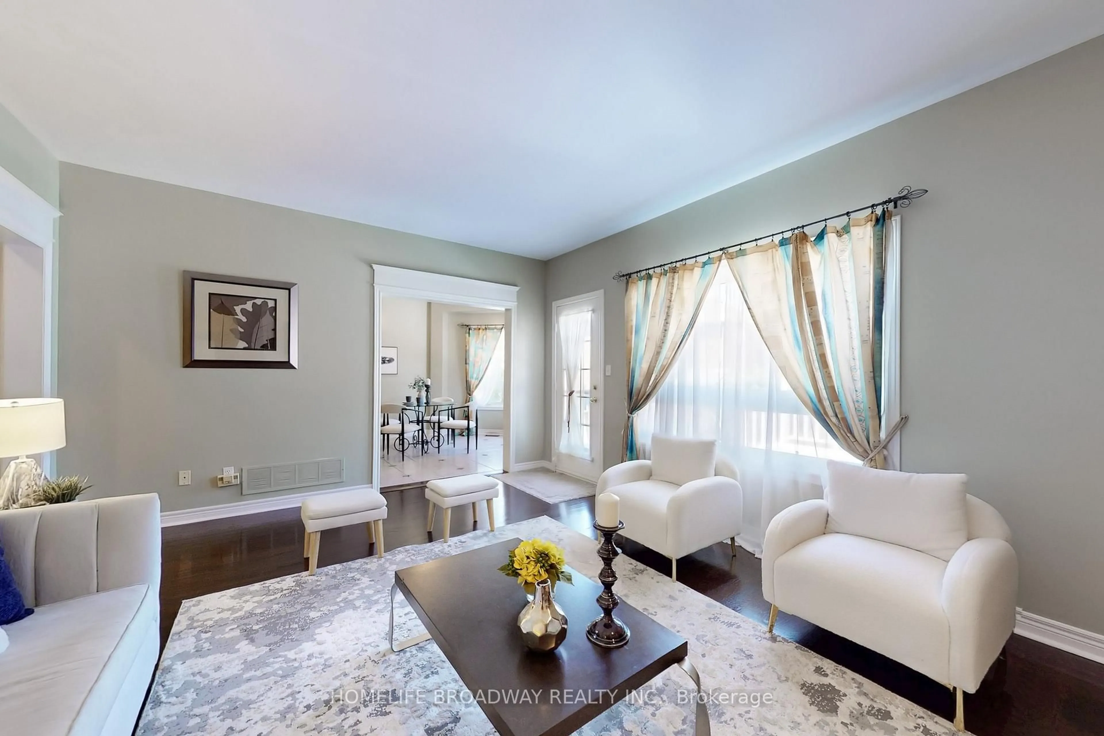 Living room with furniture, unknown for 36 Casa Grande St, Richmond Hill Ontario L4S 1R3