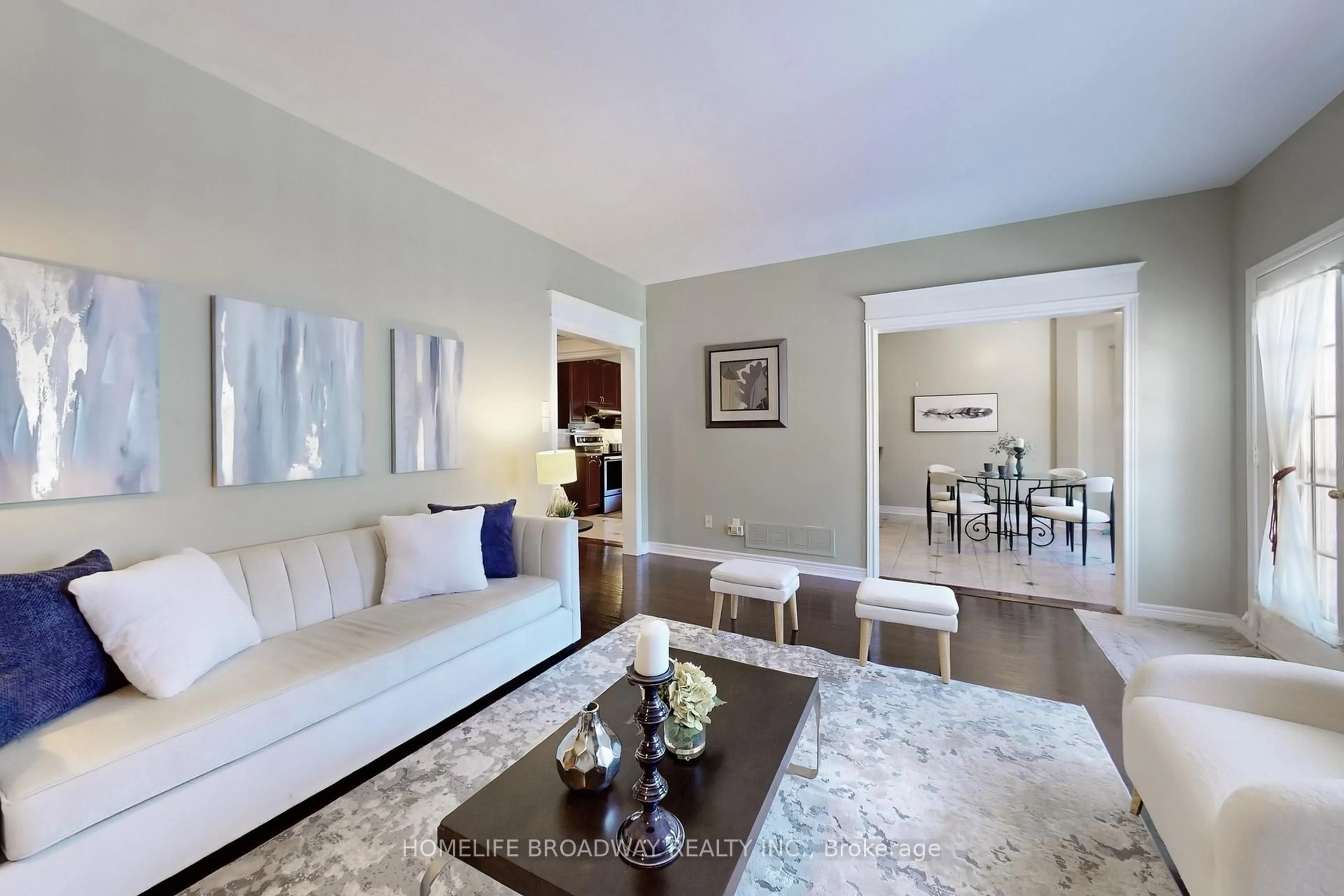 Living room with furniture, unknown for 36 Casa Grande St, Richmond Hill Ontario L4S 1R3