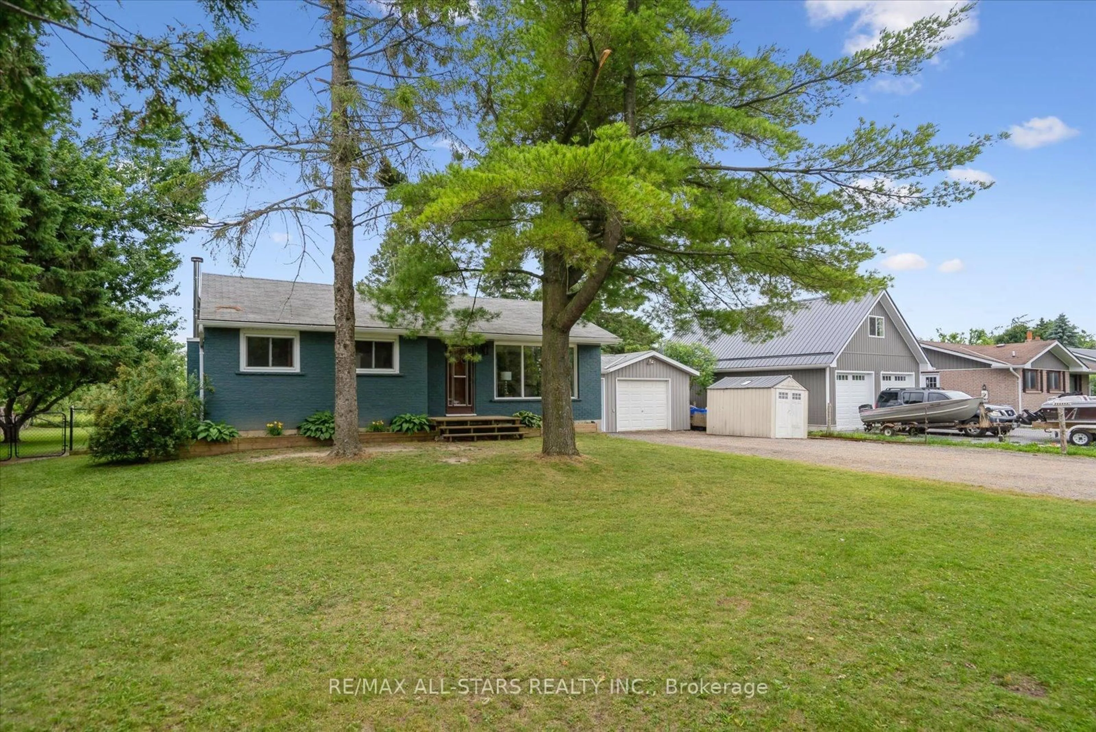 A pic from outside/outdoor area/front of a property/back of a property/a pic from drone, street for 1500 Concession 6 Rd, Brock Ontario L0K 1A0