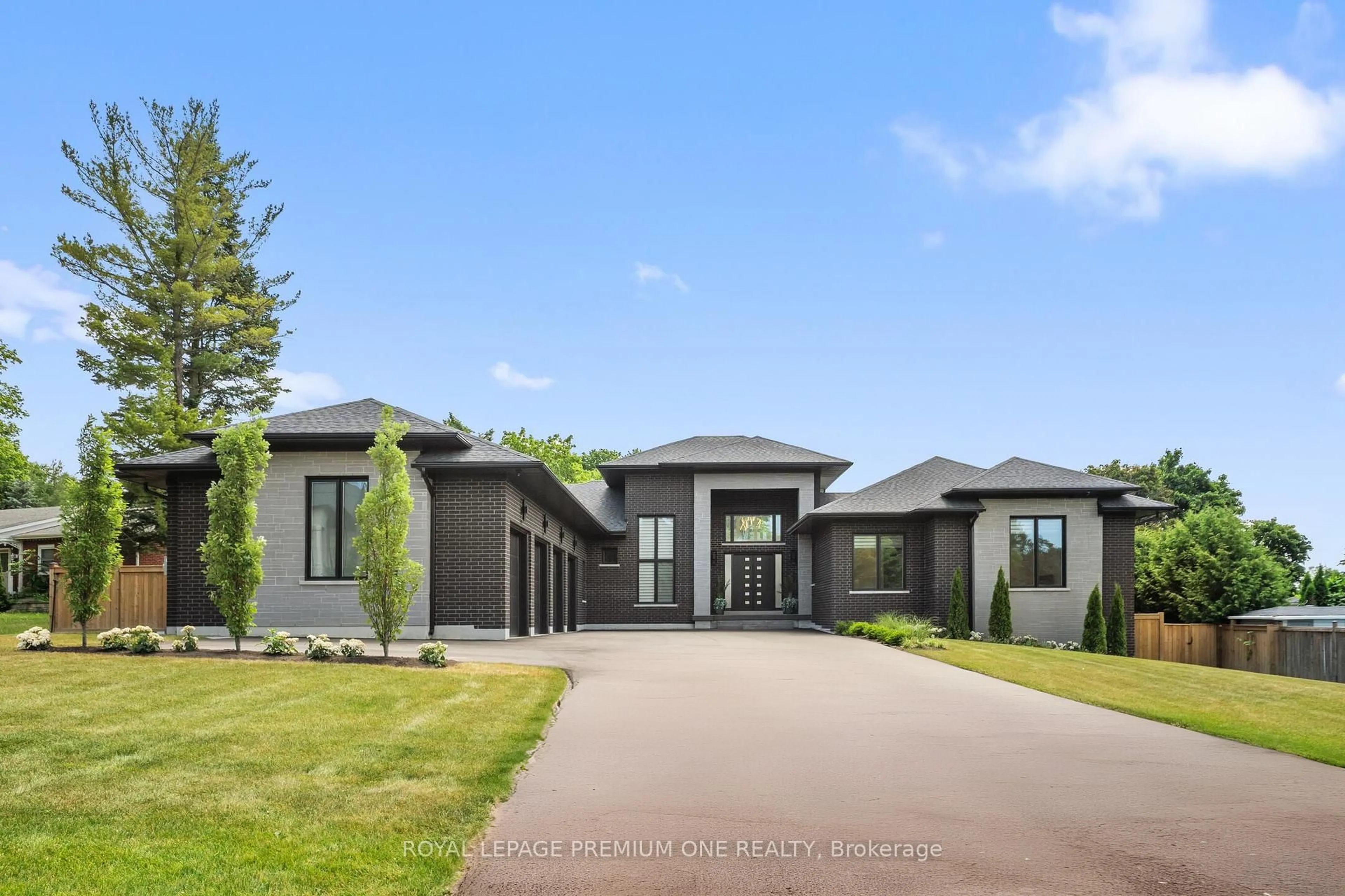 Home with brick exterior material, street for 11 Hollywood Cres, King Ontario L0G 1N0