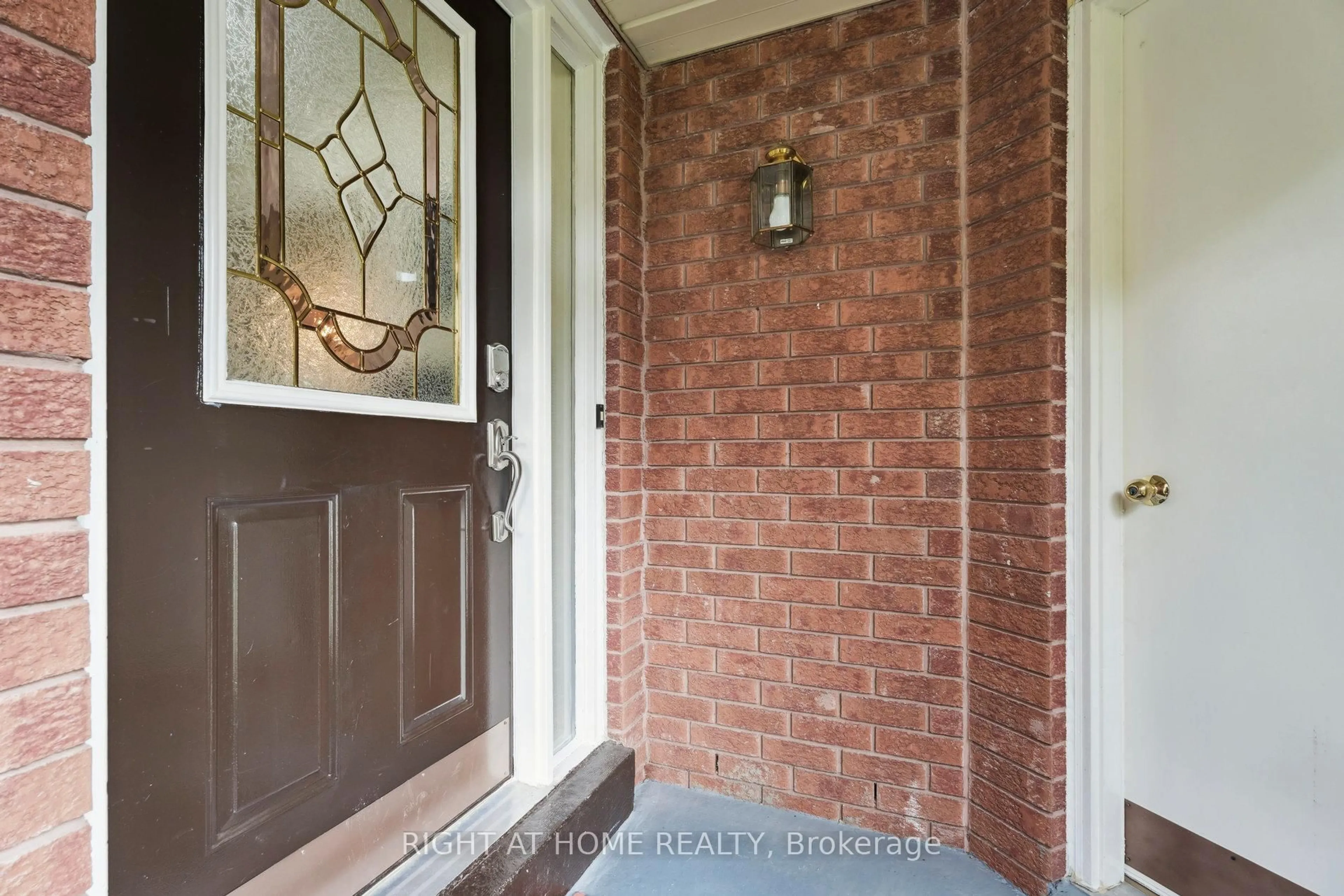 Unknown for 56 Sunbird Blvd, Georgina Ontario L4P 3S1