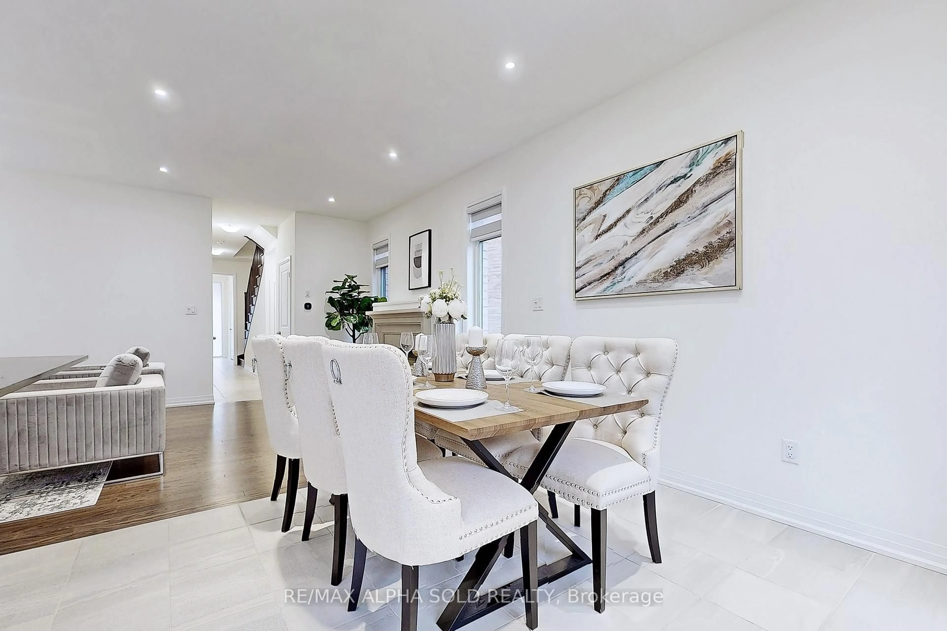 Dining room, unknown for 63 McCague St, Richmond Hill Ontario L4S 0J4