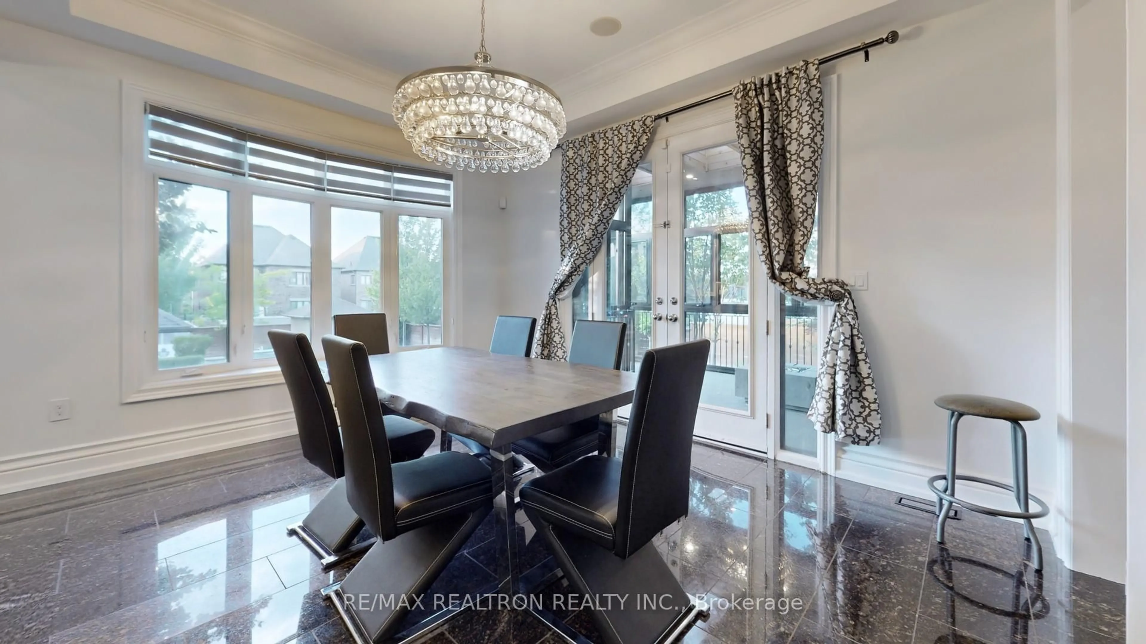 Dining room, ceramic/tile floor for 46A Puccini Dr, Richmond Hill Ontario L4E 2Y6
