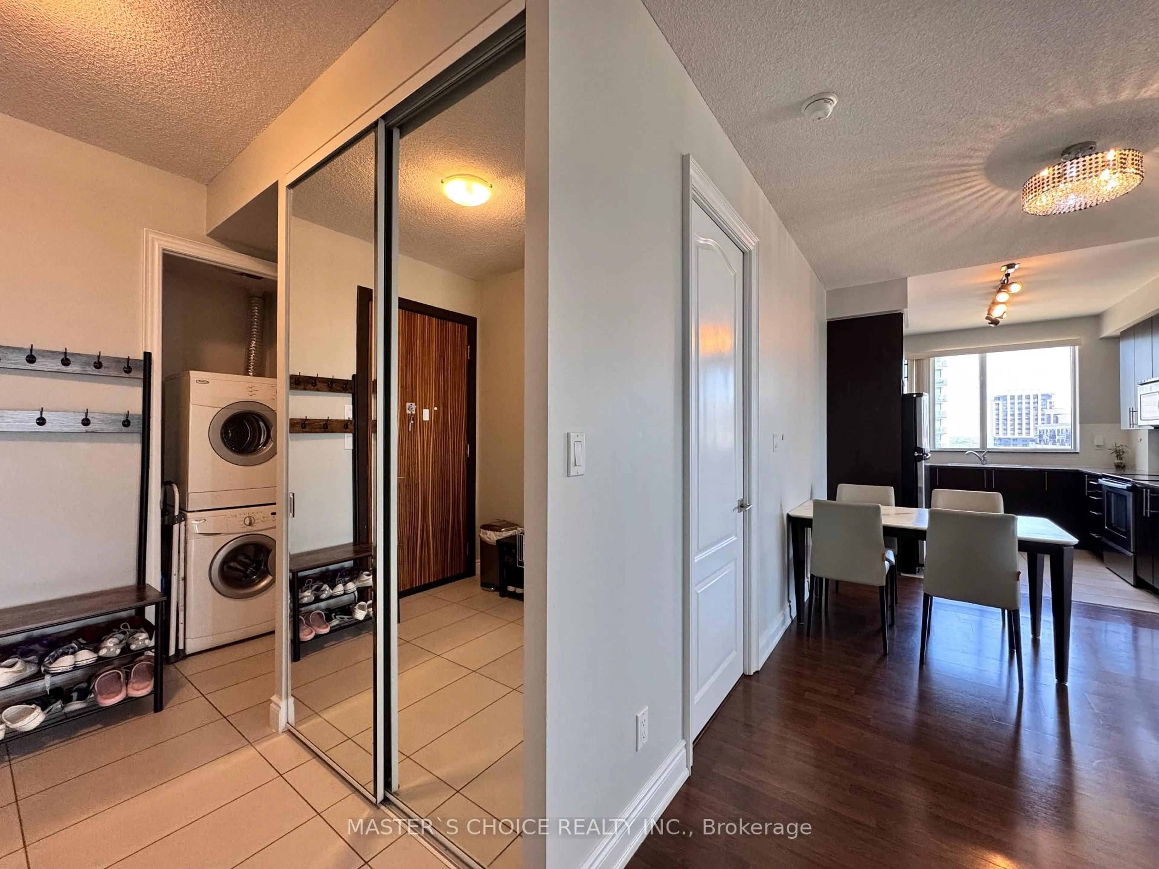 Indoor entryway for 50 Clegg Rd #1105, Markham Ontario L6G 0C6