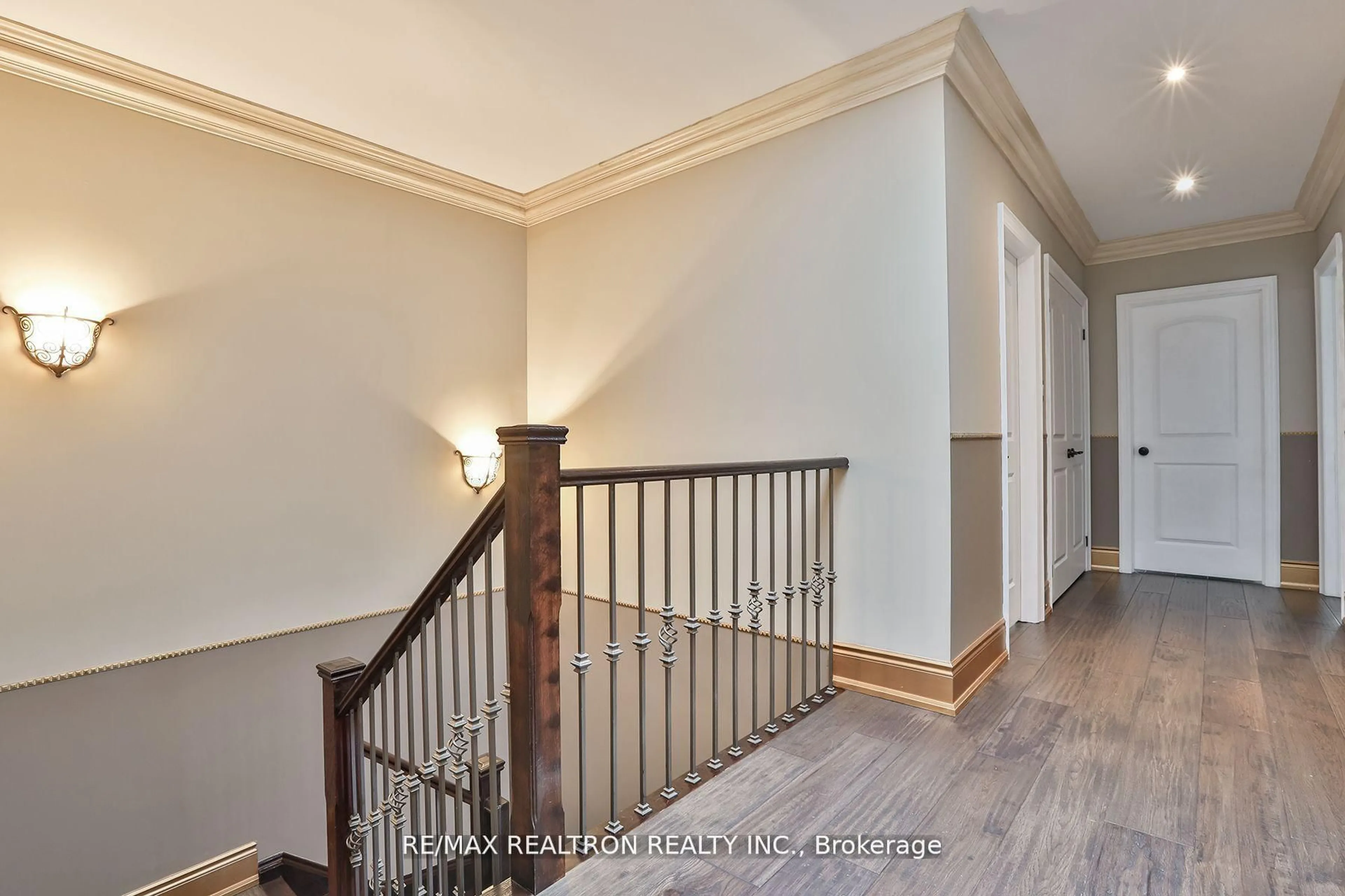 Unknown for 83 Elm Ave, Richmond Hill Ontario L4C 6K8