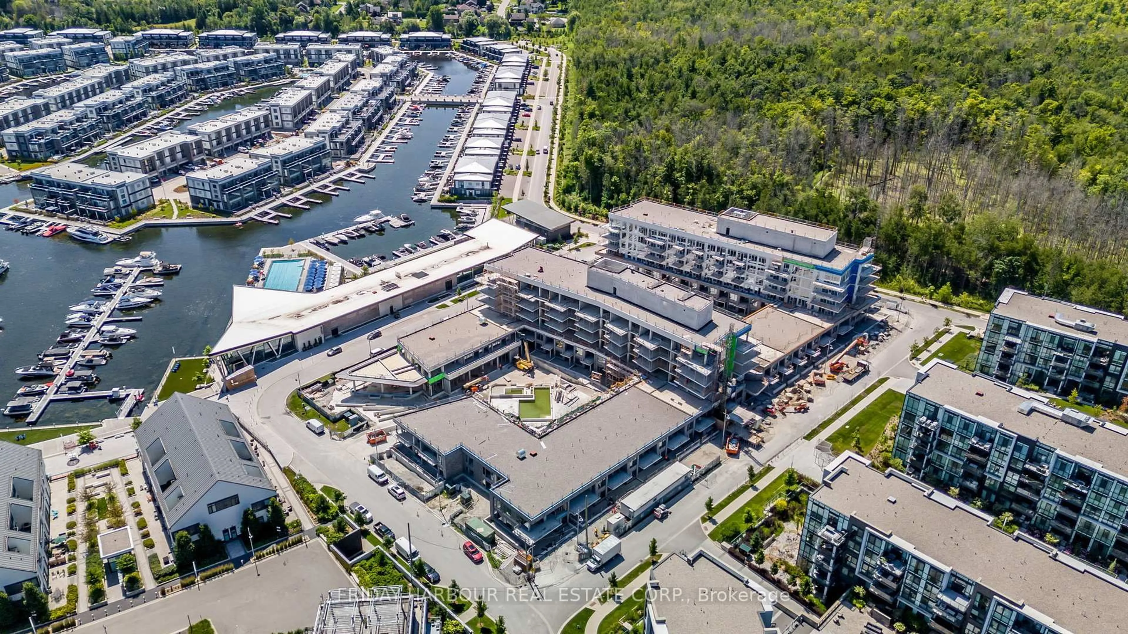 A pic from outside/outdoor area/front of a property/back of a property/a pic from drone, unknown for 333 Sunseeker Ave #253, Innisfil Ontario L9S 0J7