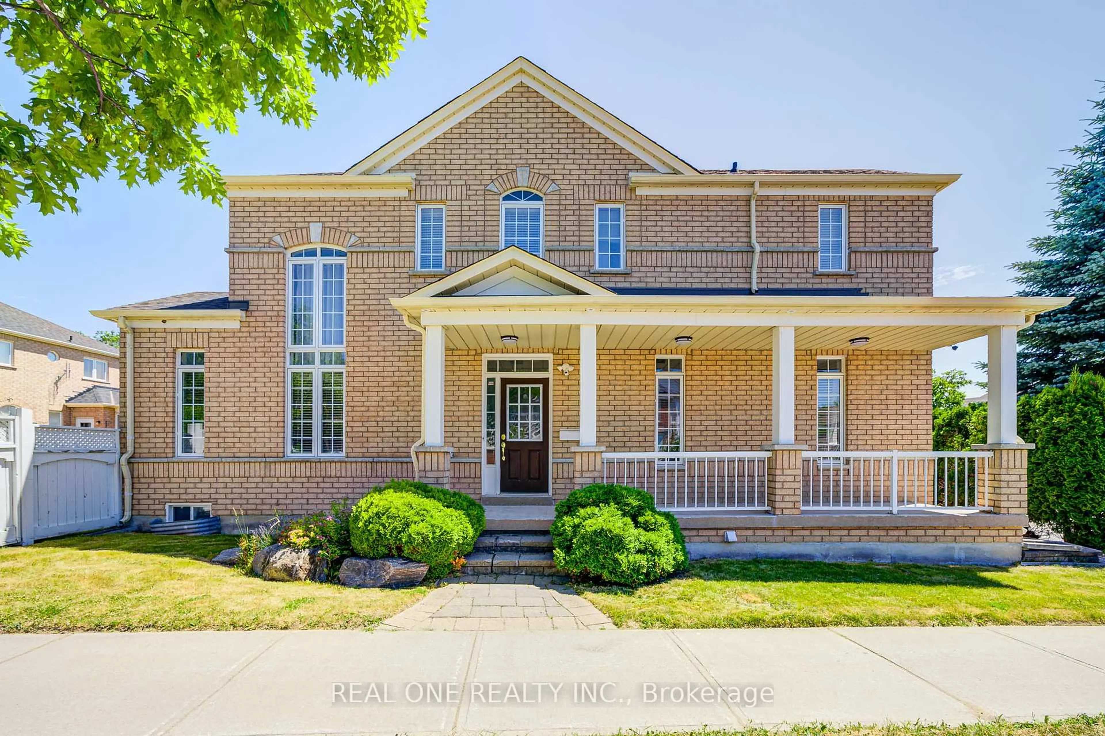Home with brick exterior material, street for 35 Ridgecrest Rd, Markham Ontario L6C 2V2
