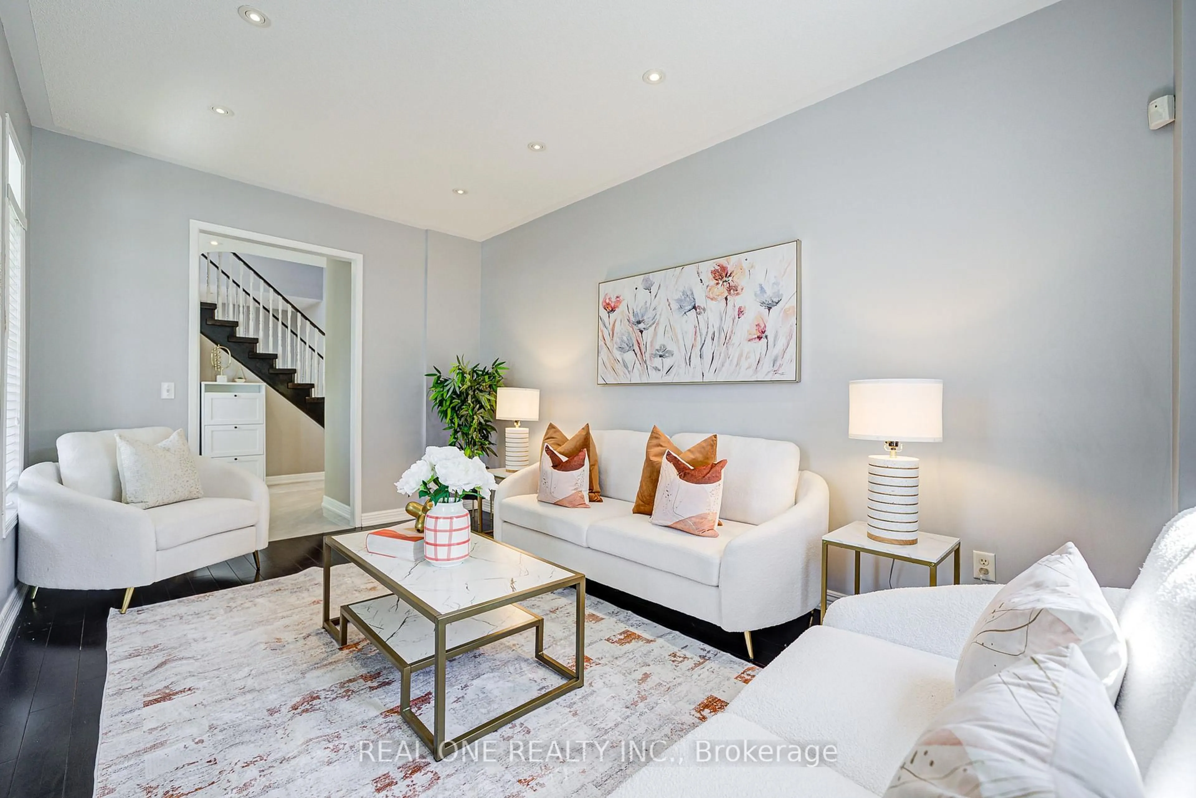 Living room with furniture, unknown for 35 Ridgecrest Rd, Markham Ontario L6C 2V2