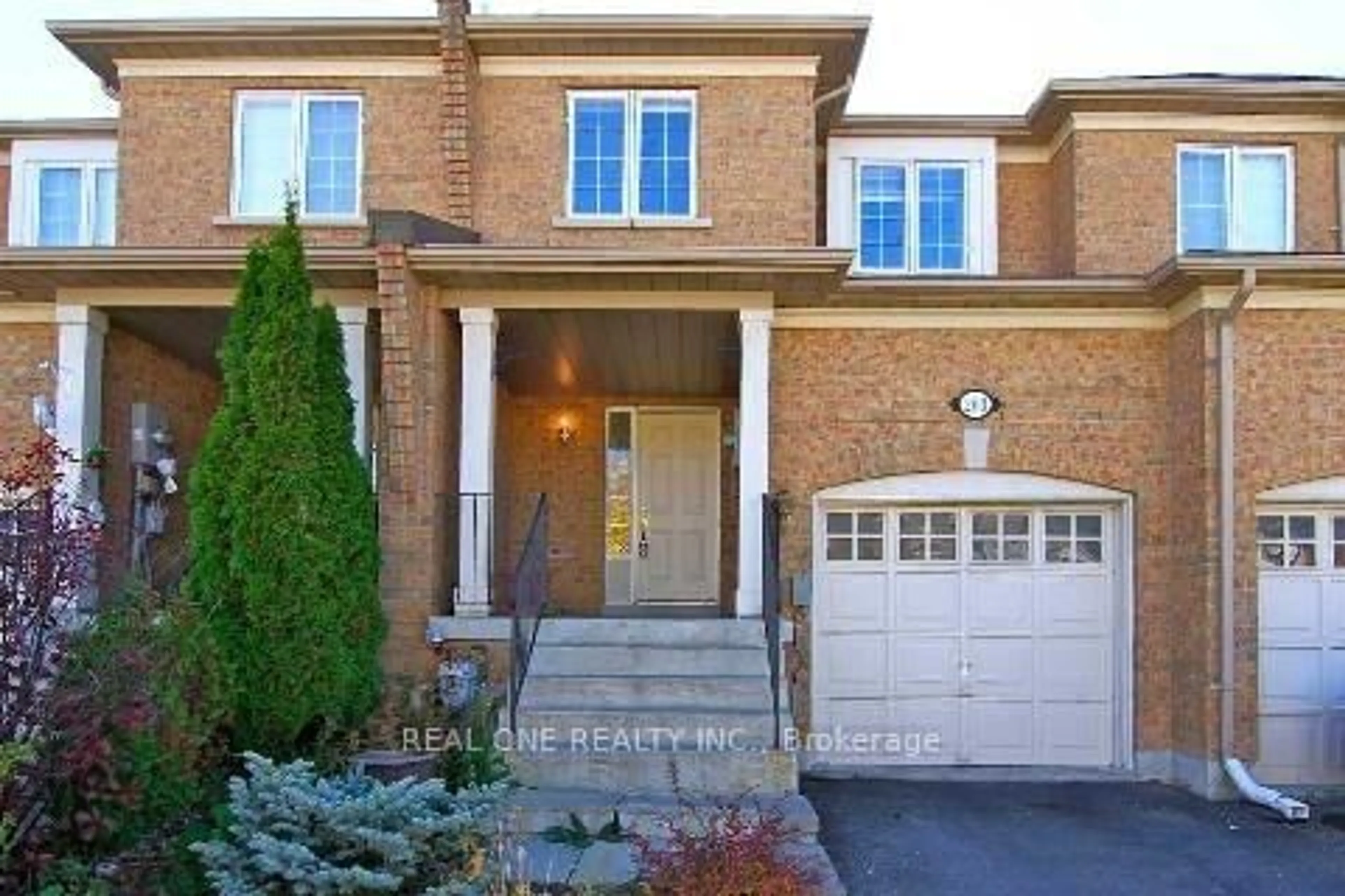 Home with brick exterior material, street for 203 Banbrooke Cres, Newmarket Ontario L3X 2W7