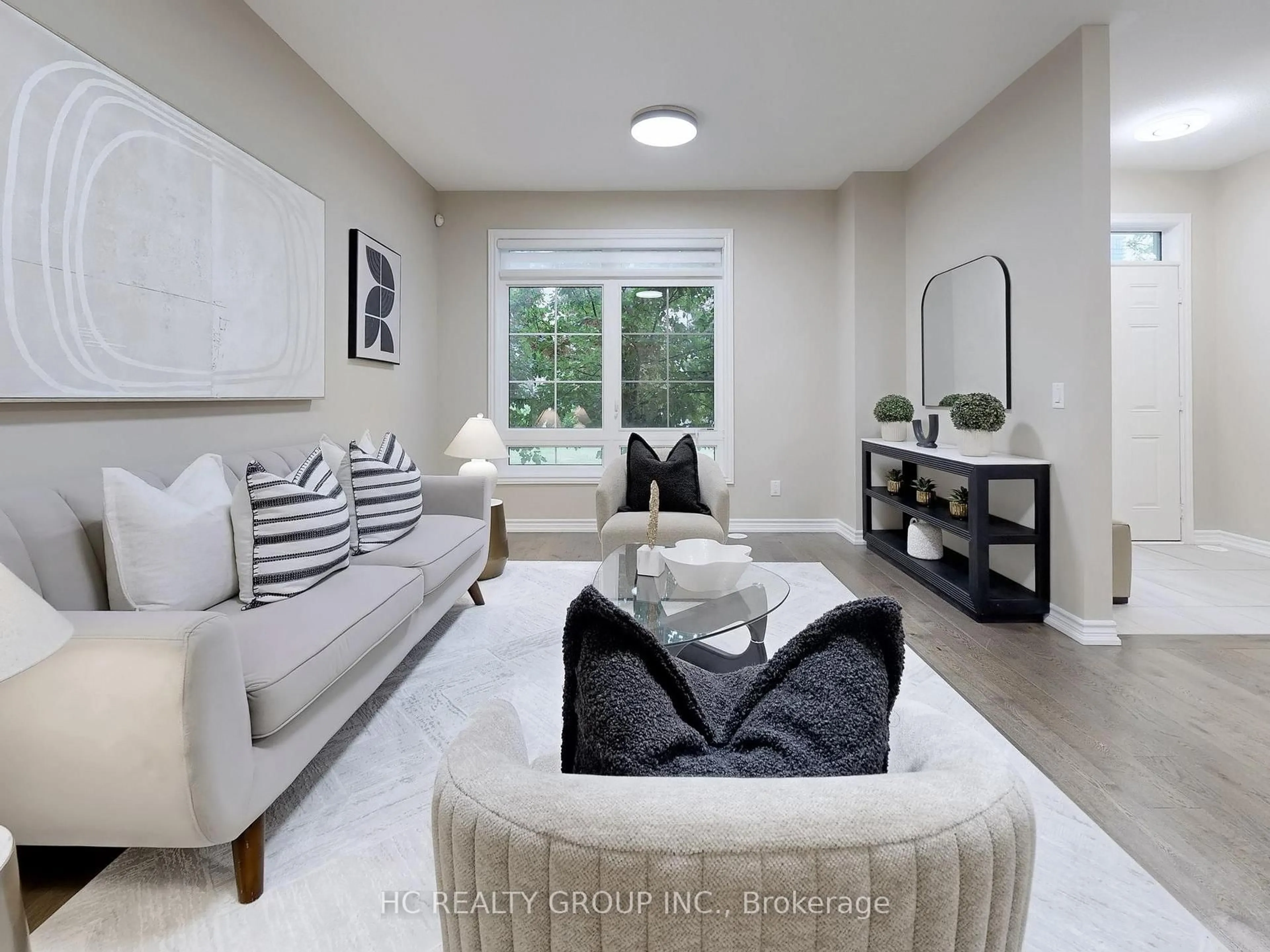 Living room with furniture, unknown for 5 James Connoly Way, Markham Ontario L3R 1L3