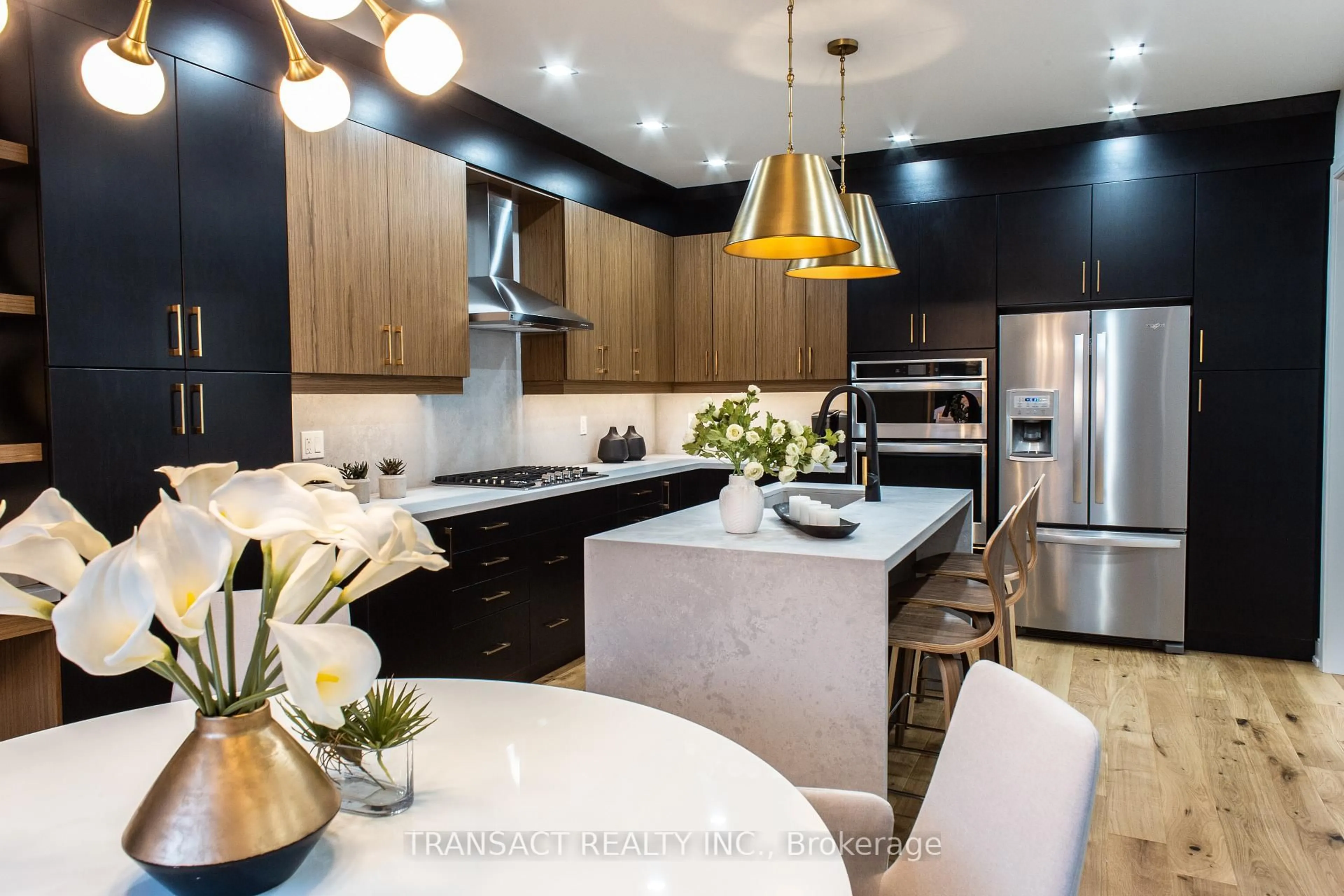 Contemporary kitchen, unknown for 5 Wakefield Blvd, Essa Ontario L3W 0L7