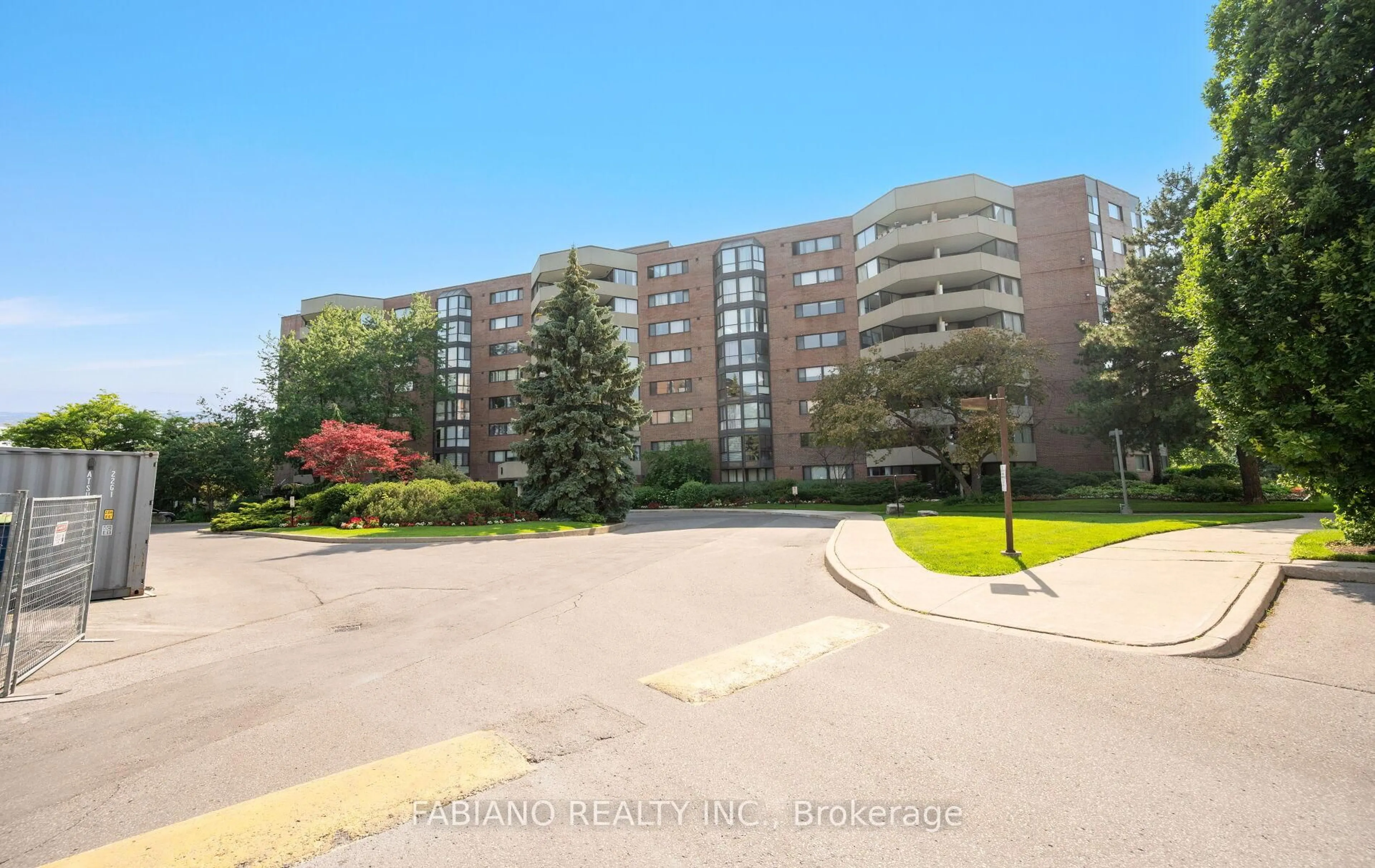 Patio, unknown for 70 Baif Blvd #505, Richmond Hill Ontario L4C 5L2