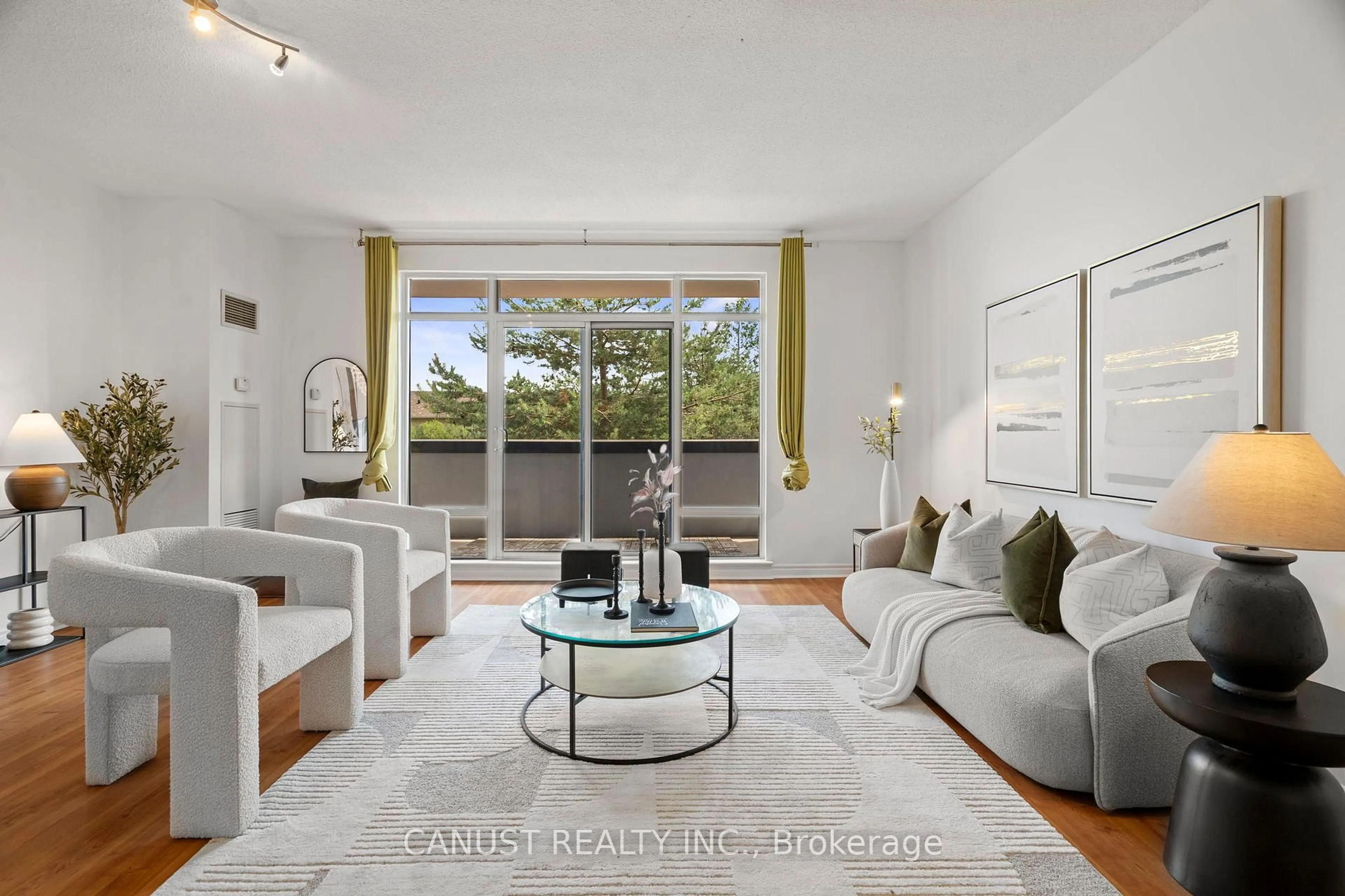Living room with furniture, unknown for 11121 Yonge St #223, Richmond Hill Ontario L4C 0S7