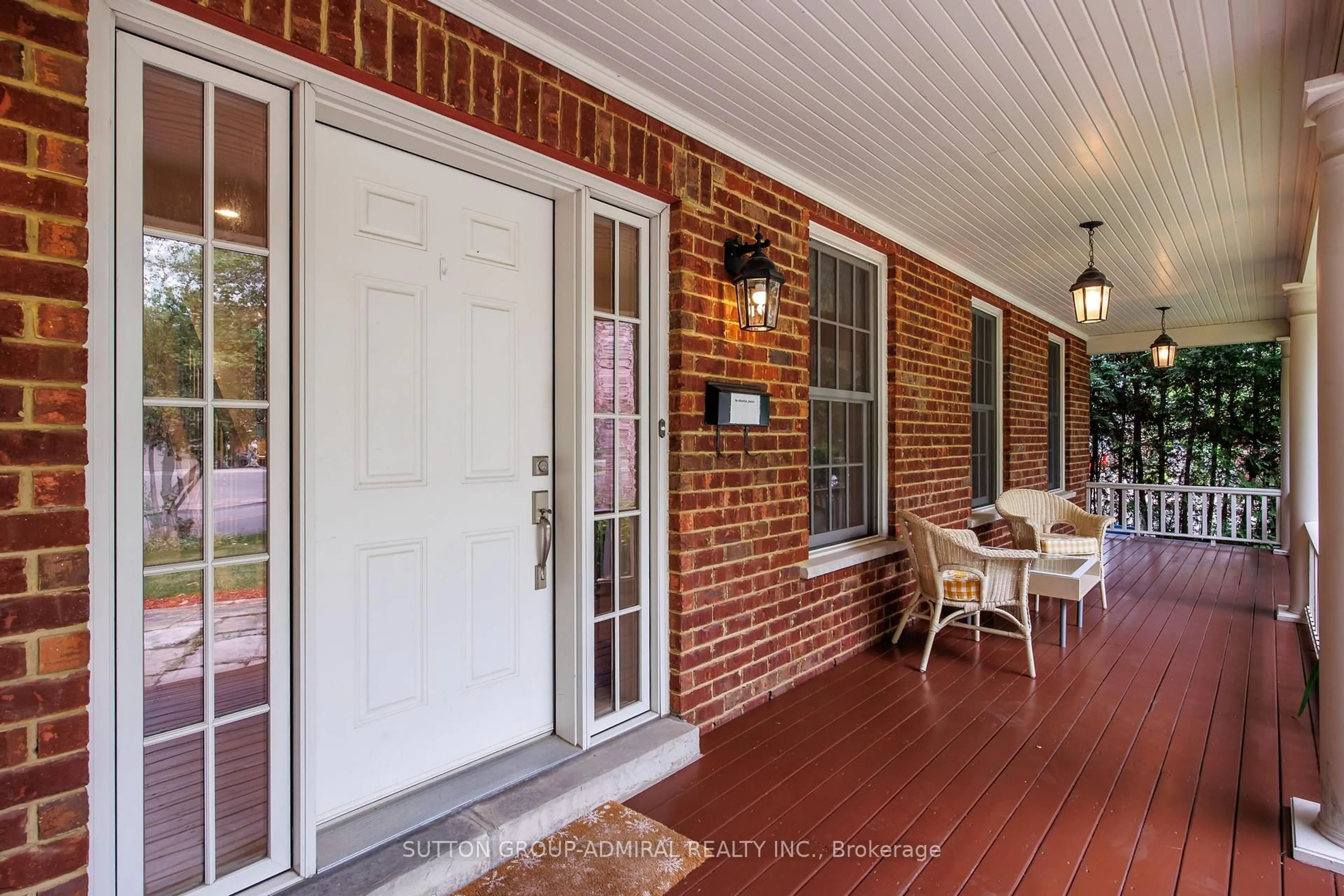 Home with brick exterior material, street for 177 Mill St, Richmond Hill Ontario L4C 4B1