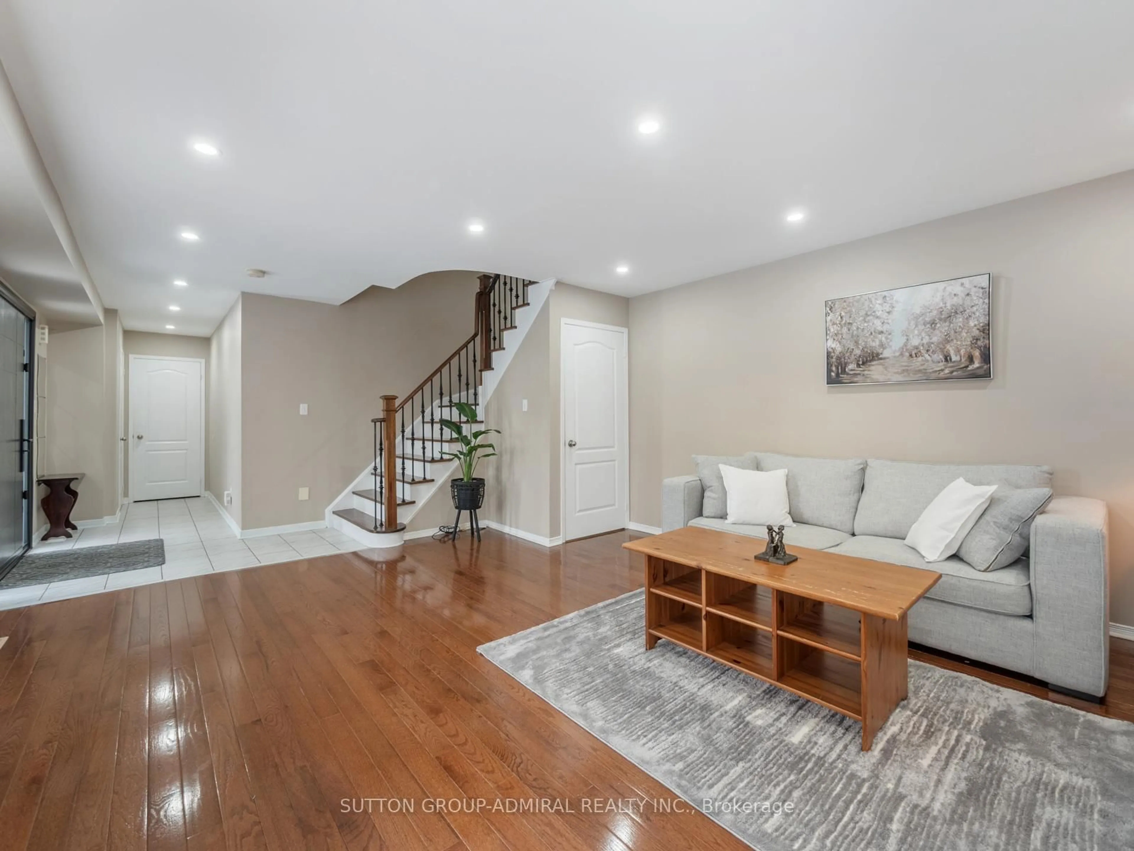 Living room with furniture, unknown for 2 Marathon Ave, Vaughan Ontario L4K 5H1