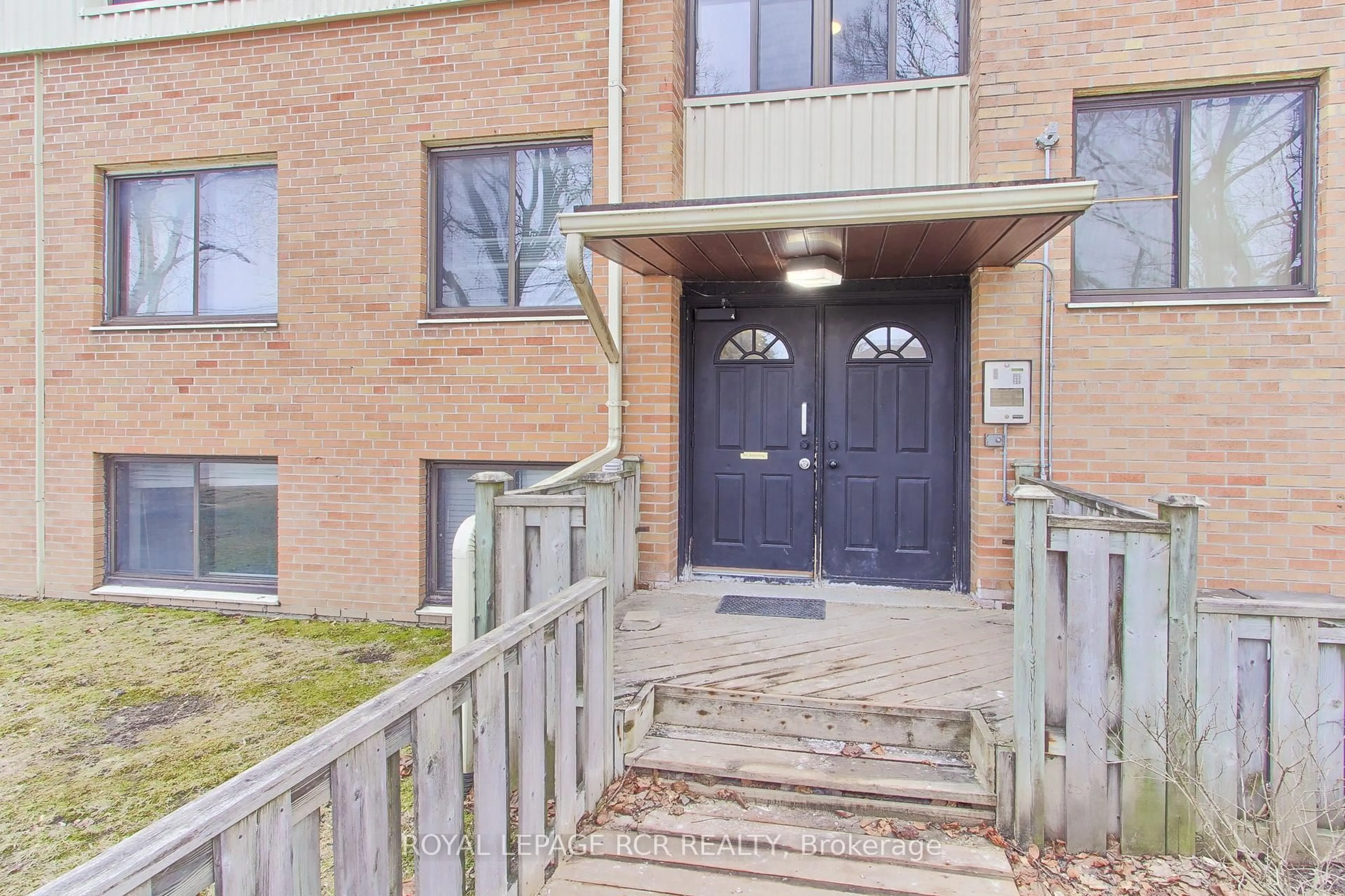 Unknown for 136 Scanlon Ave #9, Bradford West Gwillimbury Ontario L3Z 1G6
