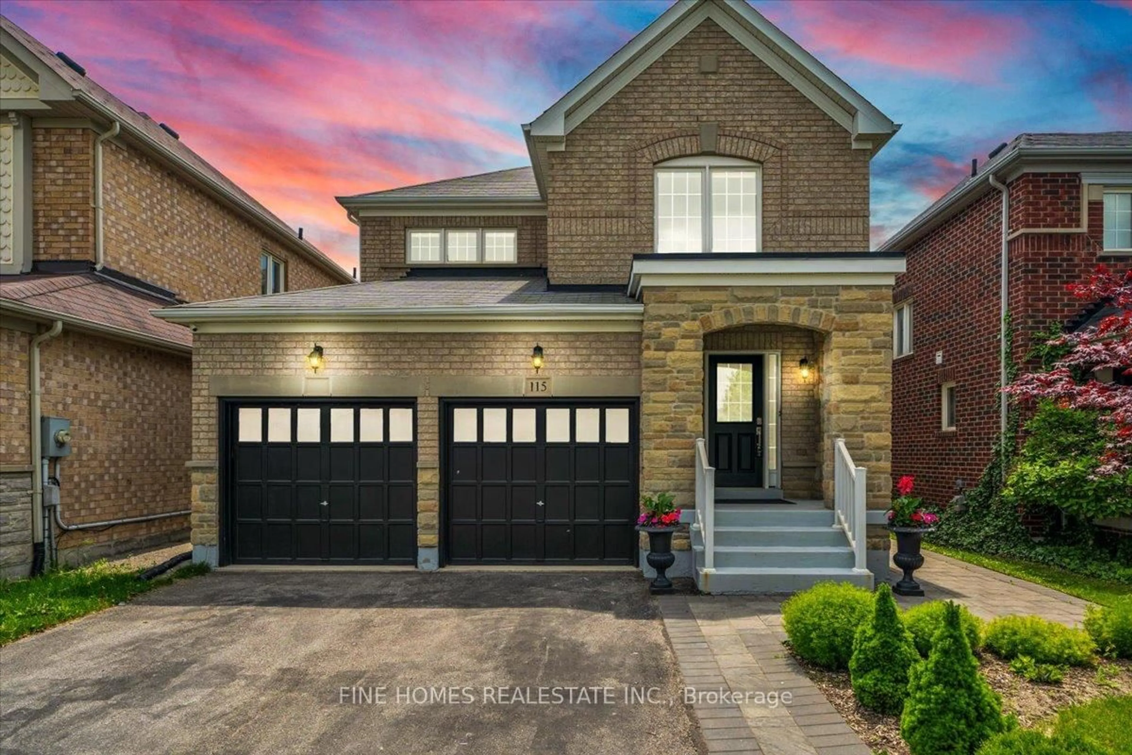 Home with brick exterior material, street for 115 Meadowhawk Tr, Bradford West Gwillimbury Ontario L3Z 0E2
