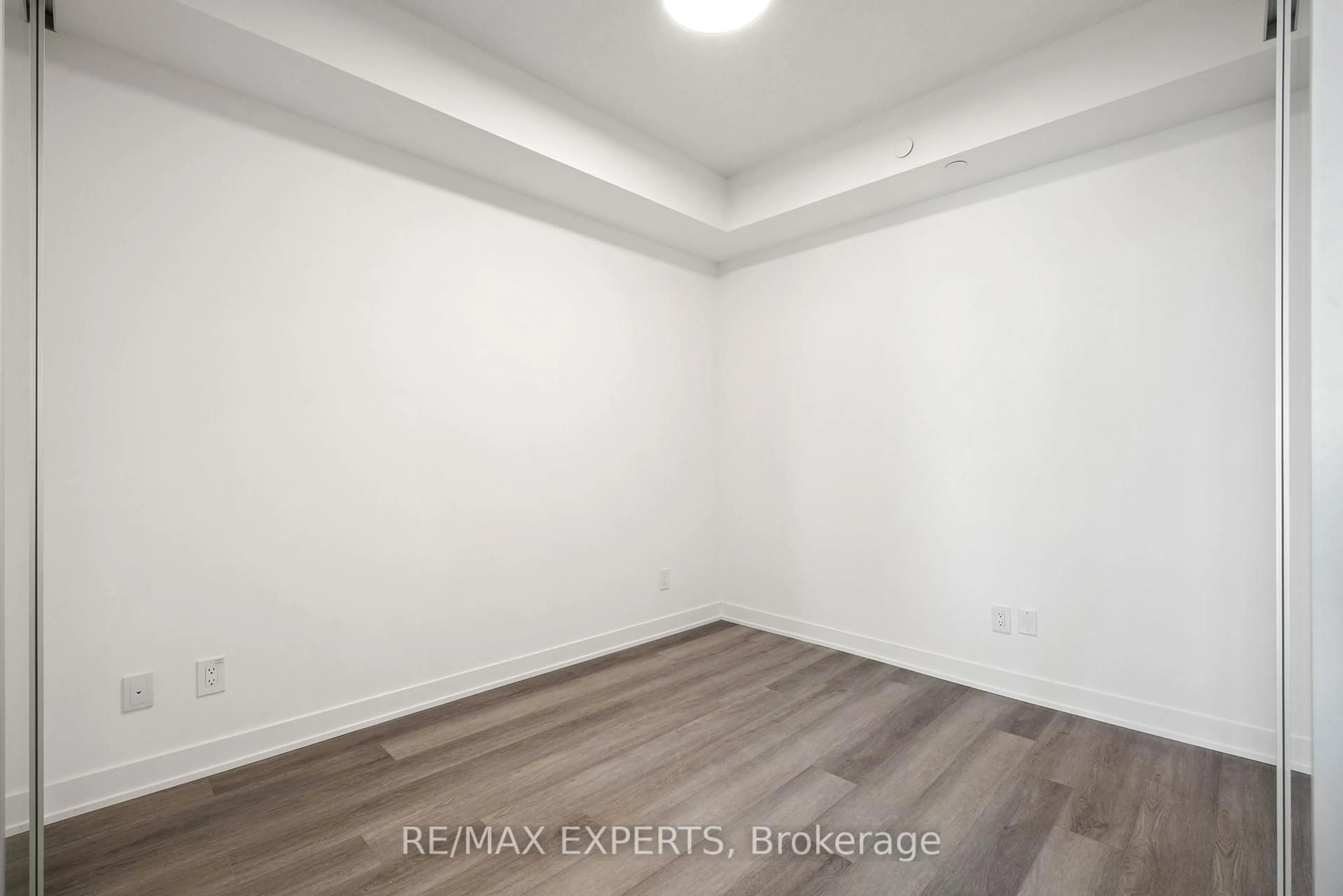 A pic of a room for 8119 Birchmount Rd #828, Markham Ontario L6G 0H5