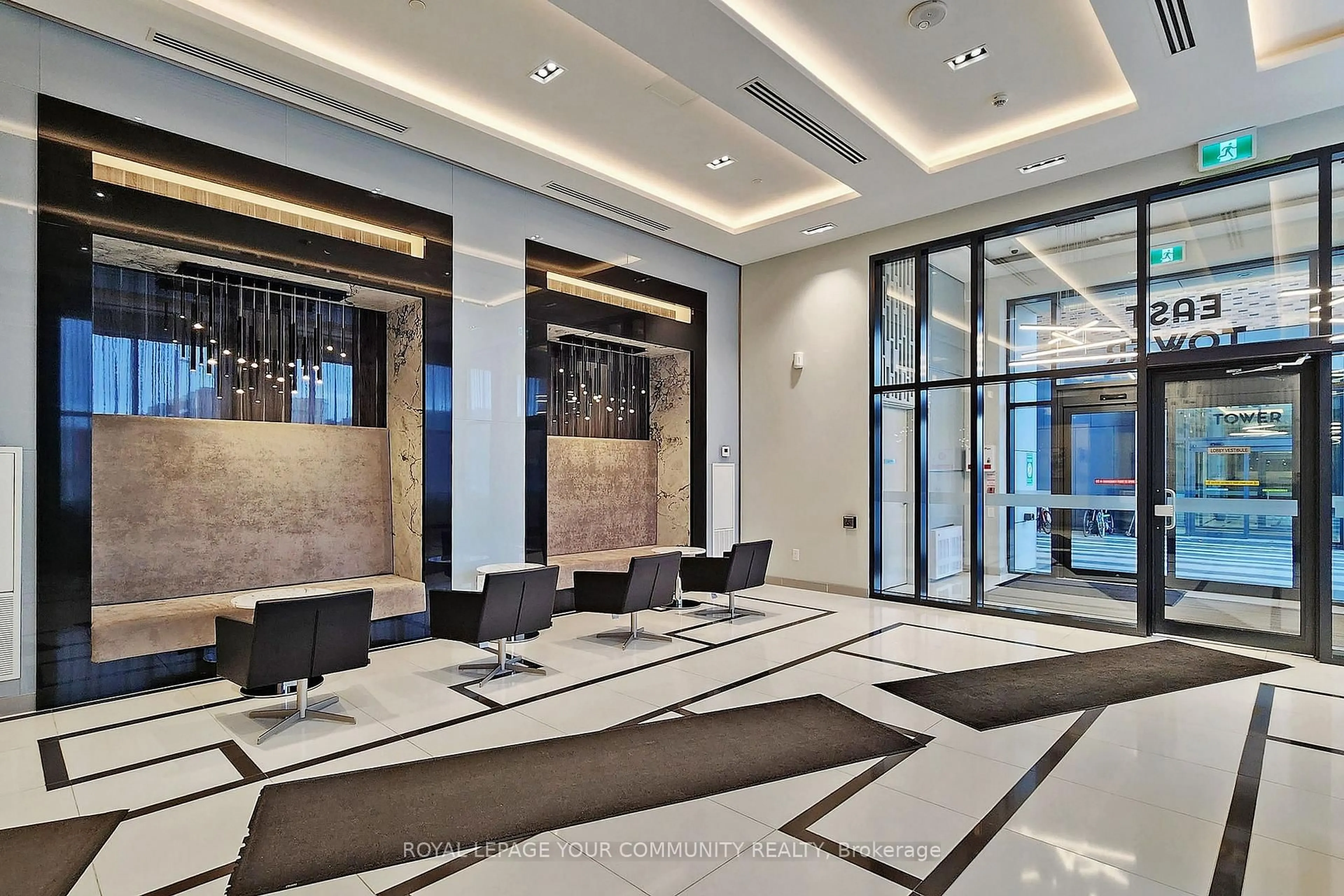 Lobby for 100 Eagle Rock Way #827, Vaughan Ontario L6A 5A7