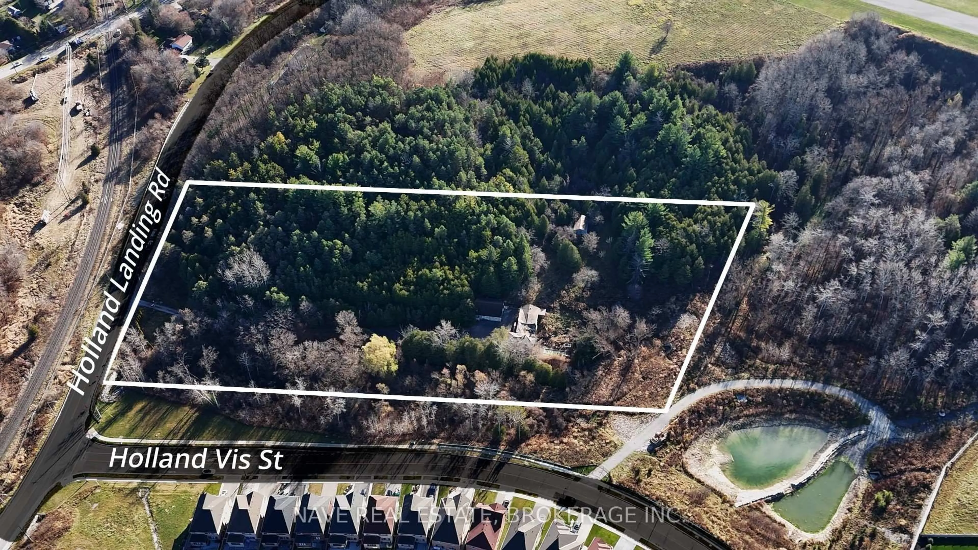 A pic from outside/outdoor area/front of a property/back of a property/a pic from drone, unknown for 19090 Holland Landing Rd, East Gwillimbury Ontario L9N 1M8