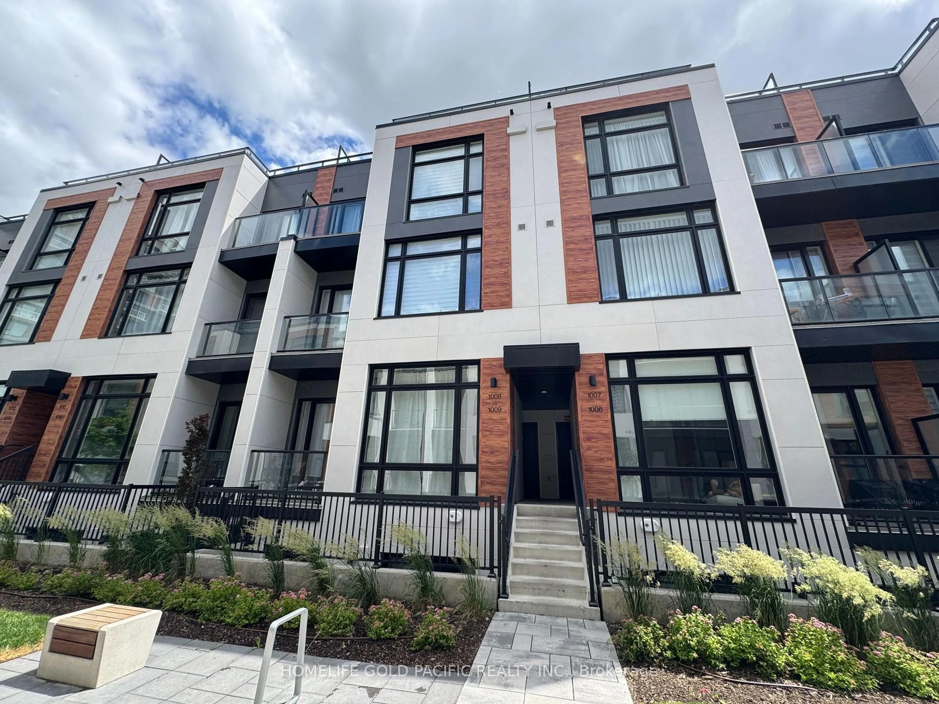 Home with brick exterior material, street for 14 David Eyer Rd #1009, Richmond Hill Ontario L4S 0N4