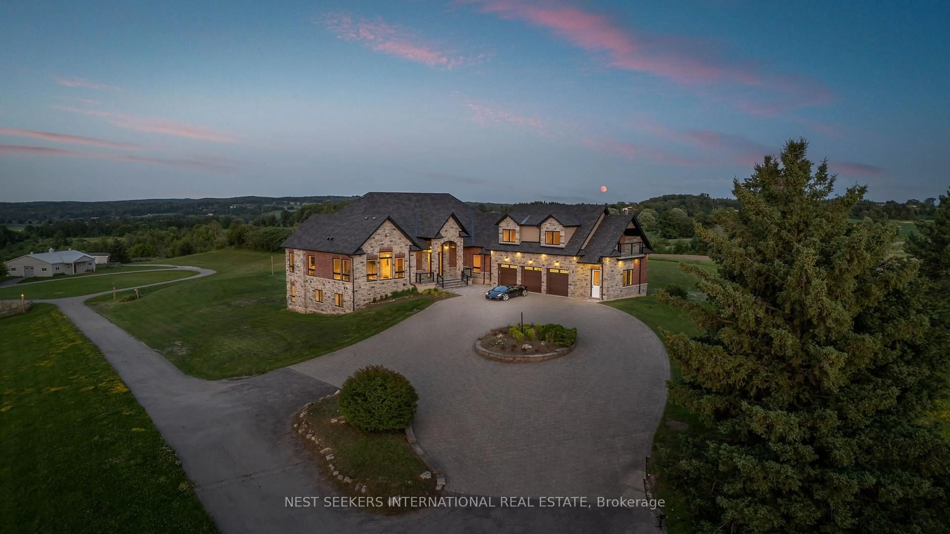 A pic from outside/outdoor area/front of a property/back of a property/a pic from drone, building for 15535 Highway 27, King Ontario L0G 1T0