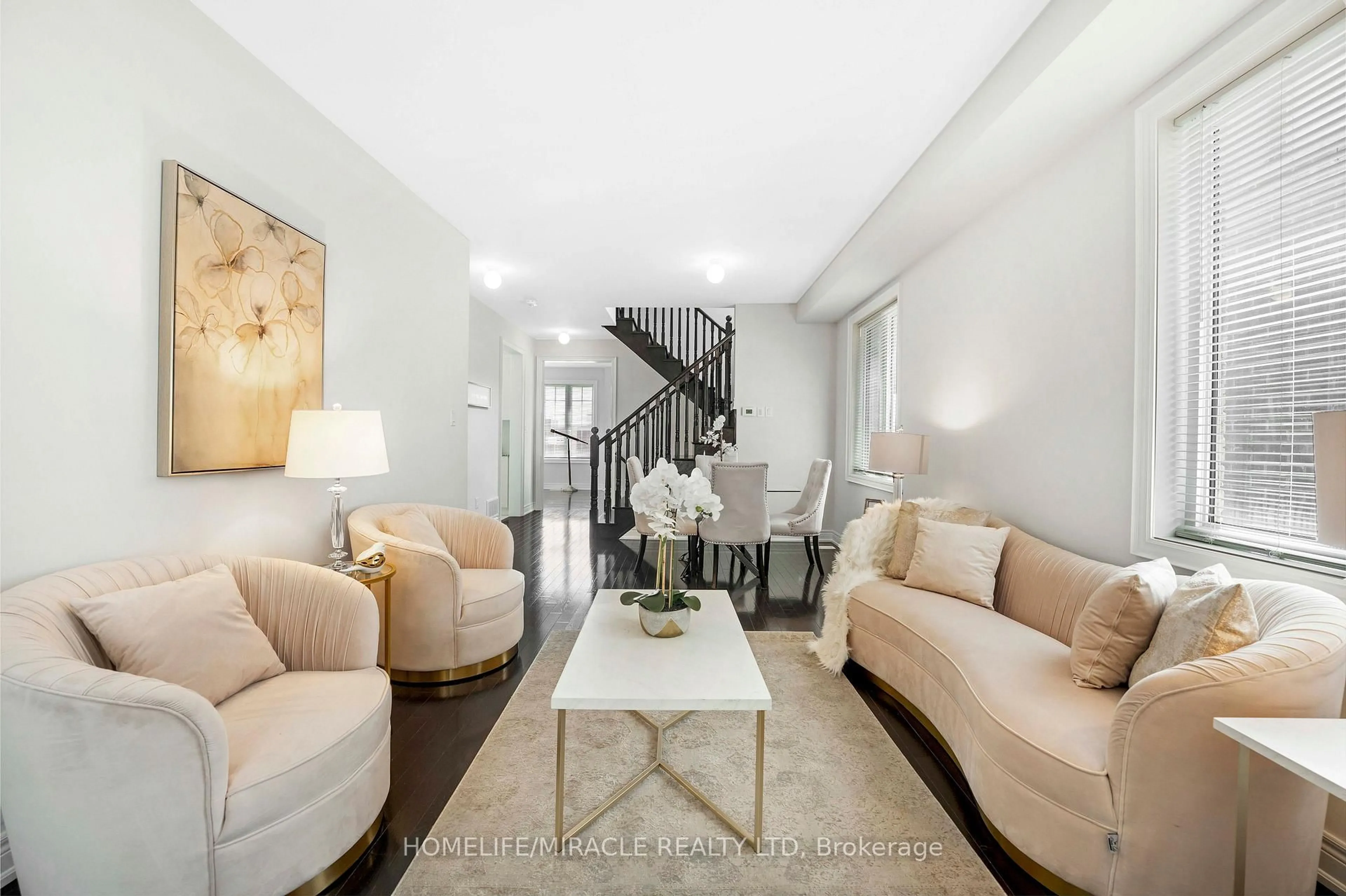 Living room with furniture, unknown for 181 Boone Cres, Vaughan Ontario L4H 4V1