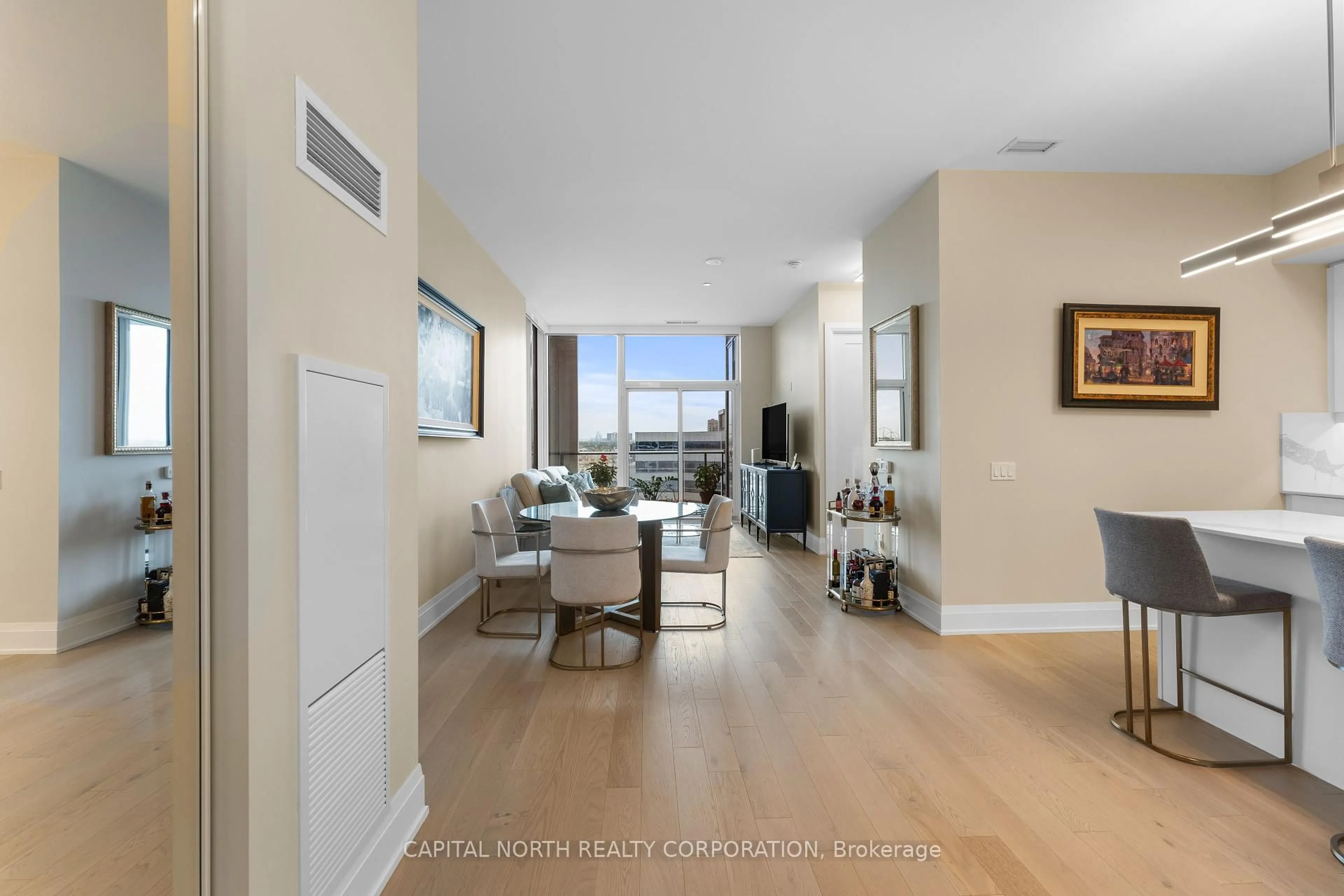 Unknown for 9000 Jane St #610, Vaughan Ontario L4K 0M6