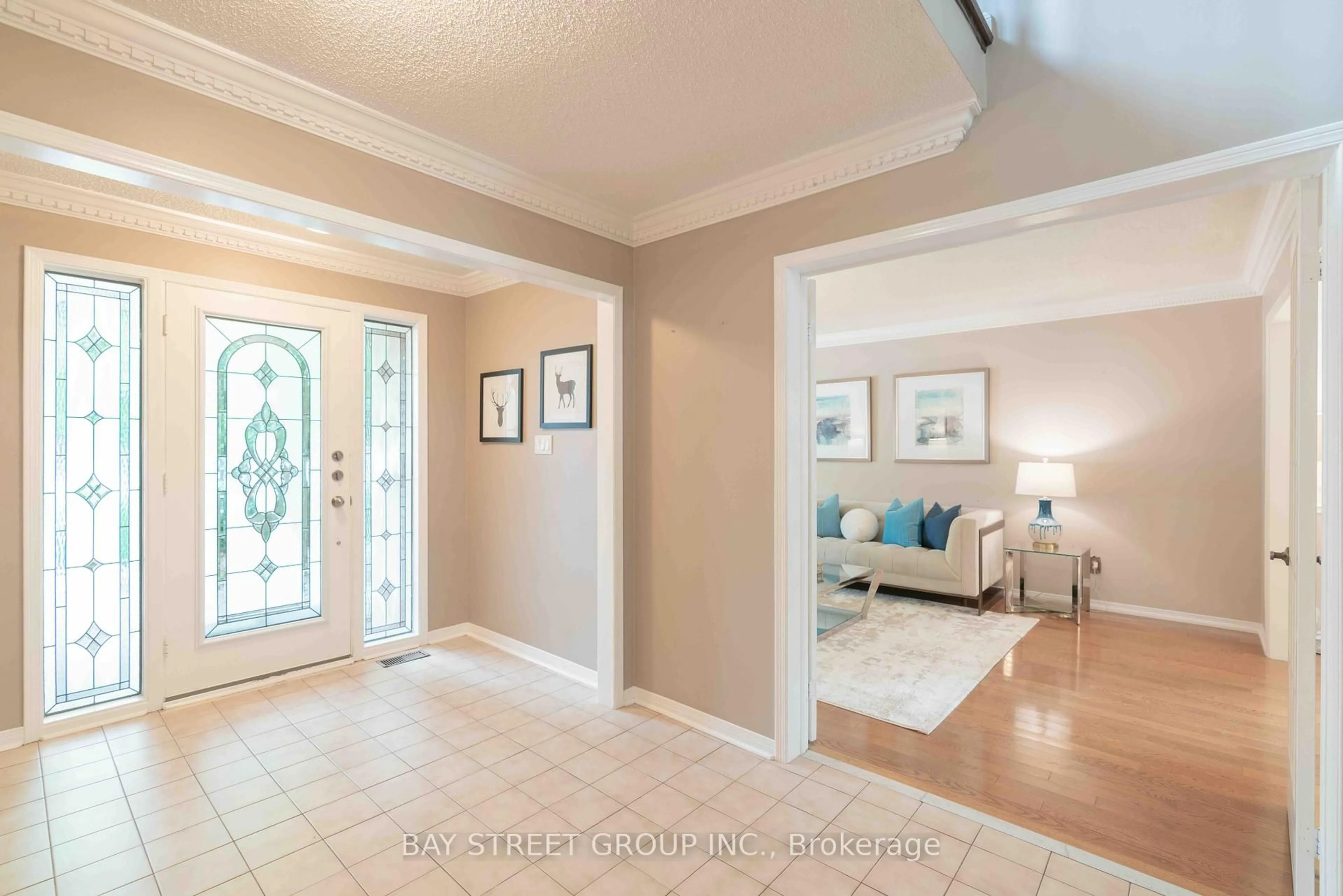 Indoor entryway for 20 Tailor St, Markham Ontario L3P 6M8
