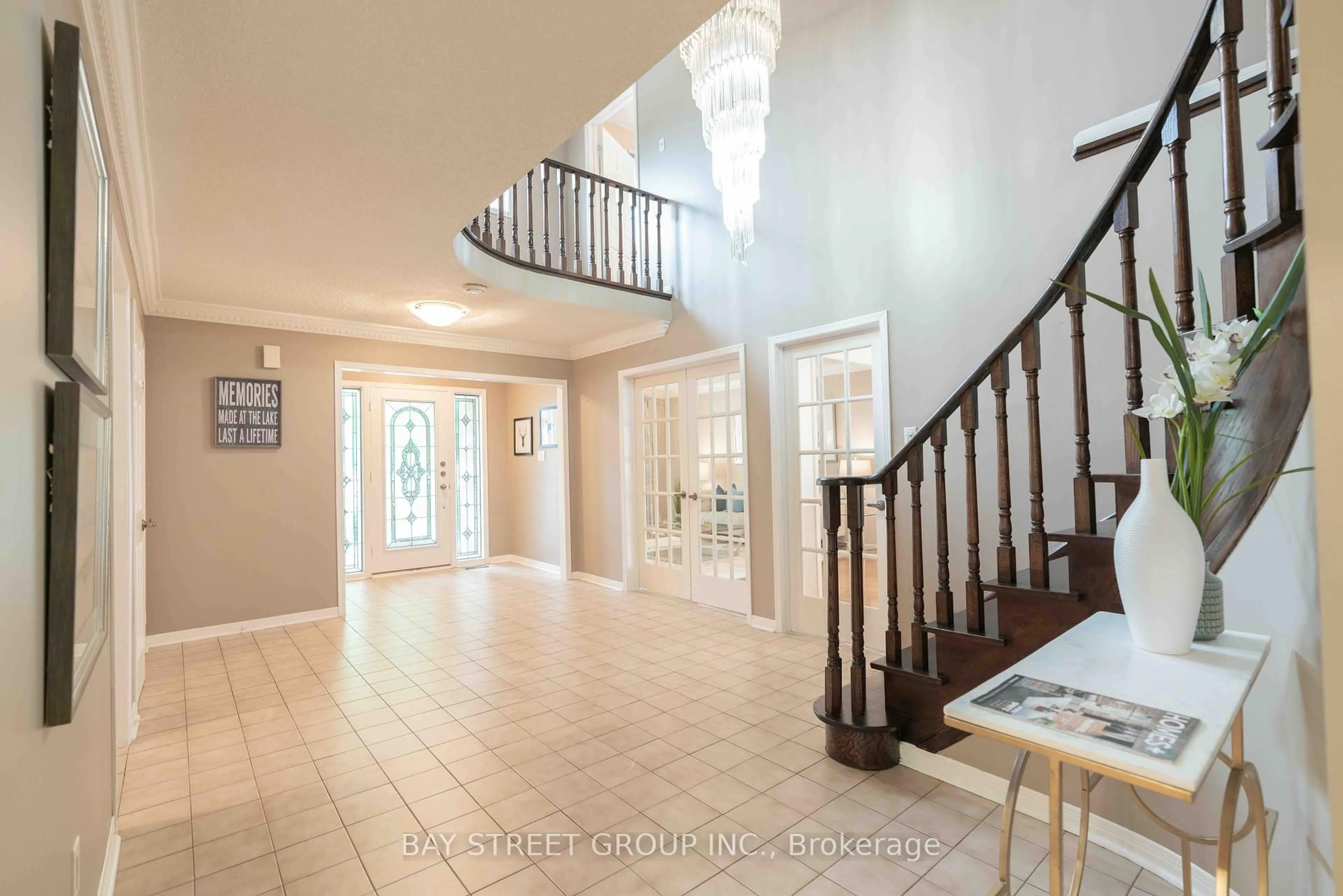 Indoor foyer for 20 Tailor St, Markham Ontario L3P 6M8