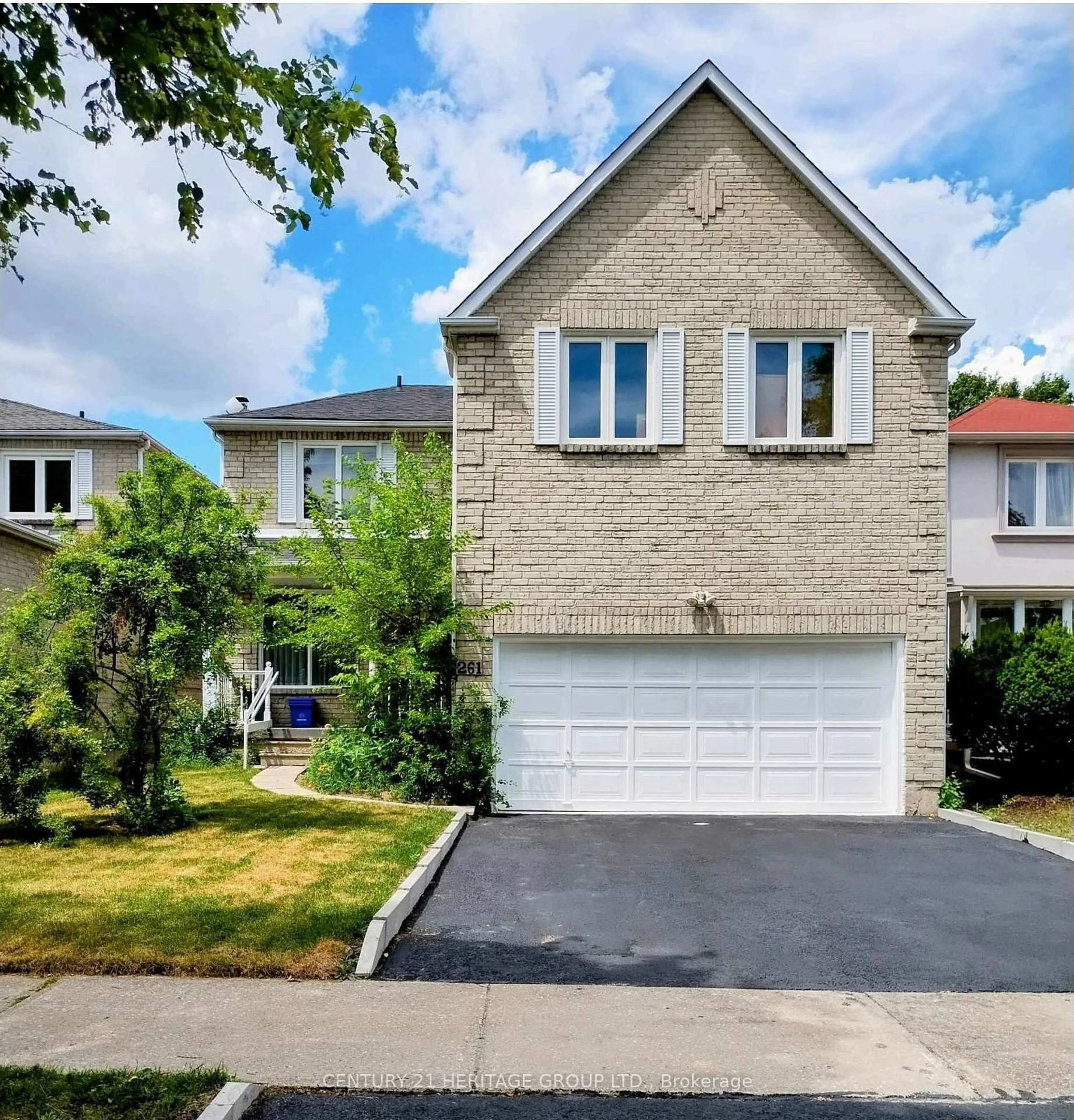 Home with brick exterior material, street for 261 Badessa Circ, Vaughan Ontario L4J 6C5