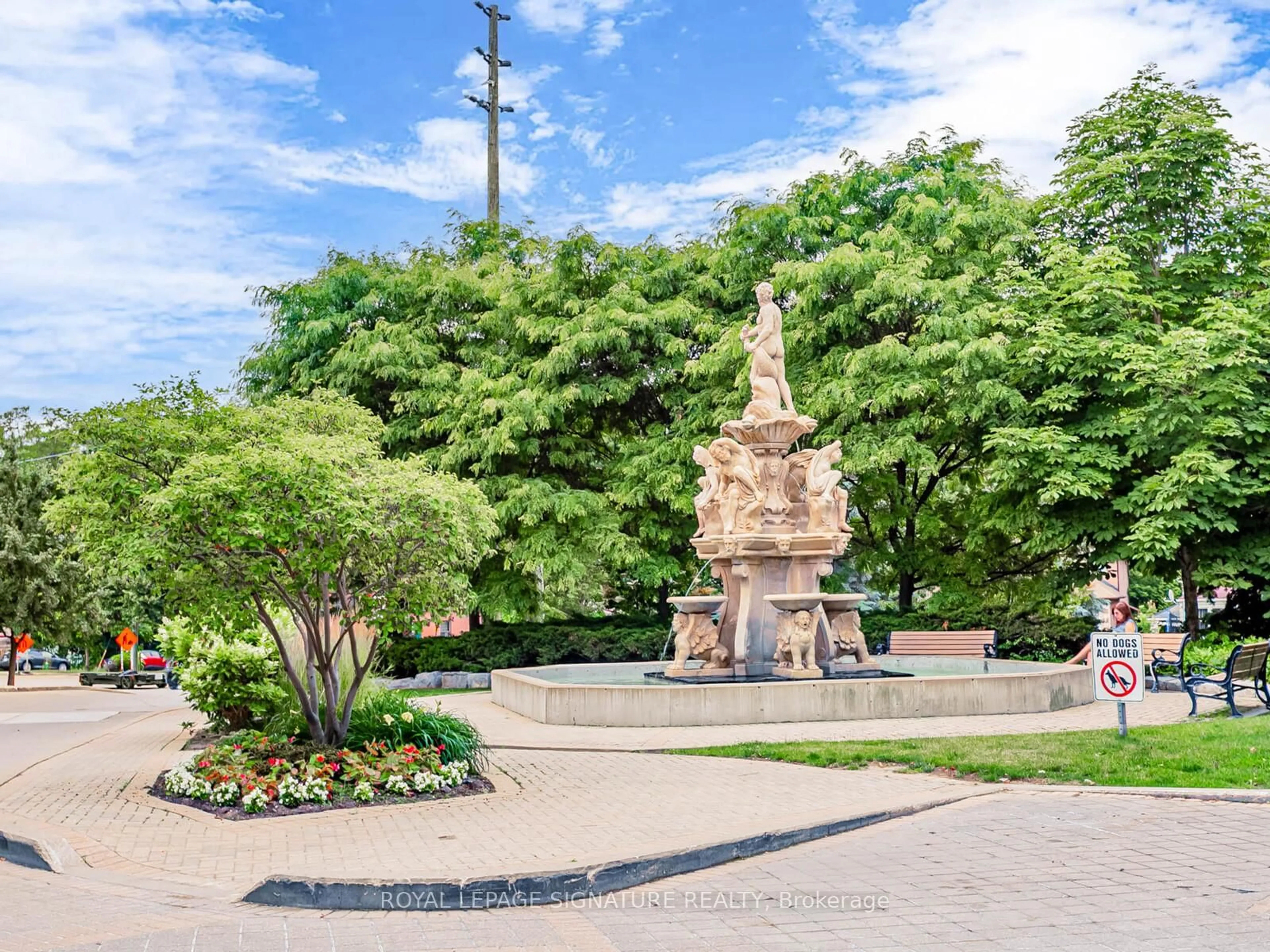 Patio, street for 8201 Islington Ave #326, Vaughan Ontario L4L 9S6