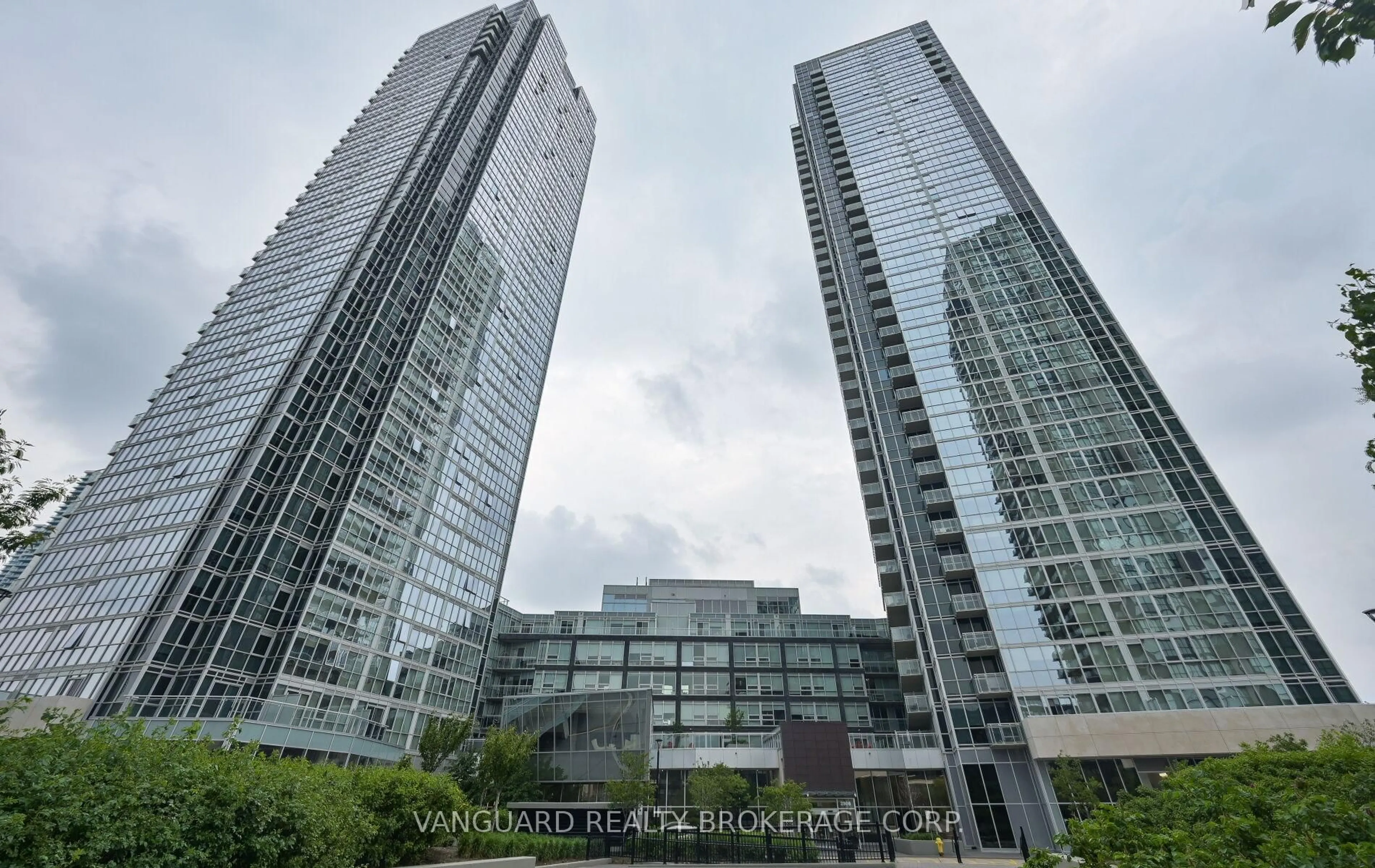 Unknown for 2908 Highway 7 Rd #2207, Vaughan Ontario L4K 0K5