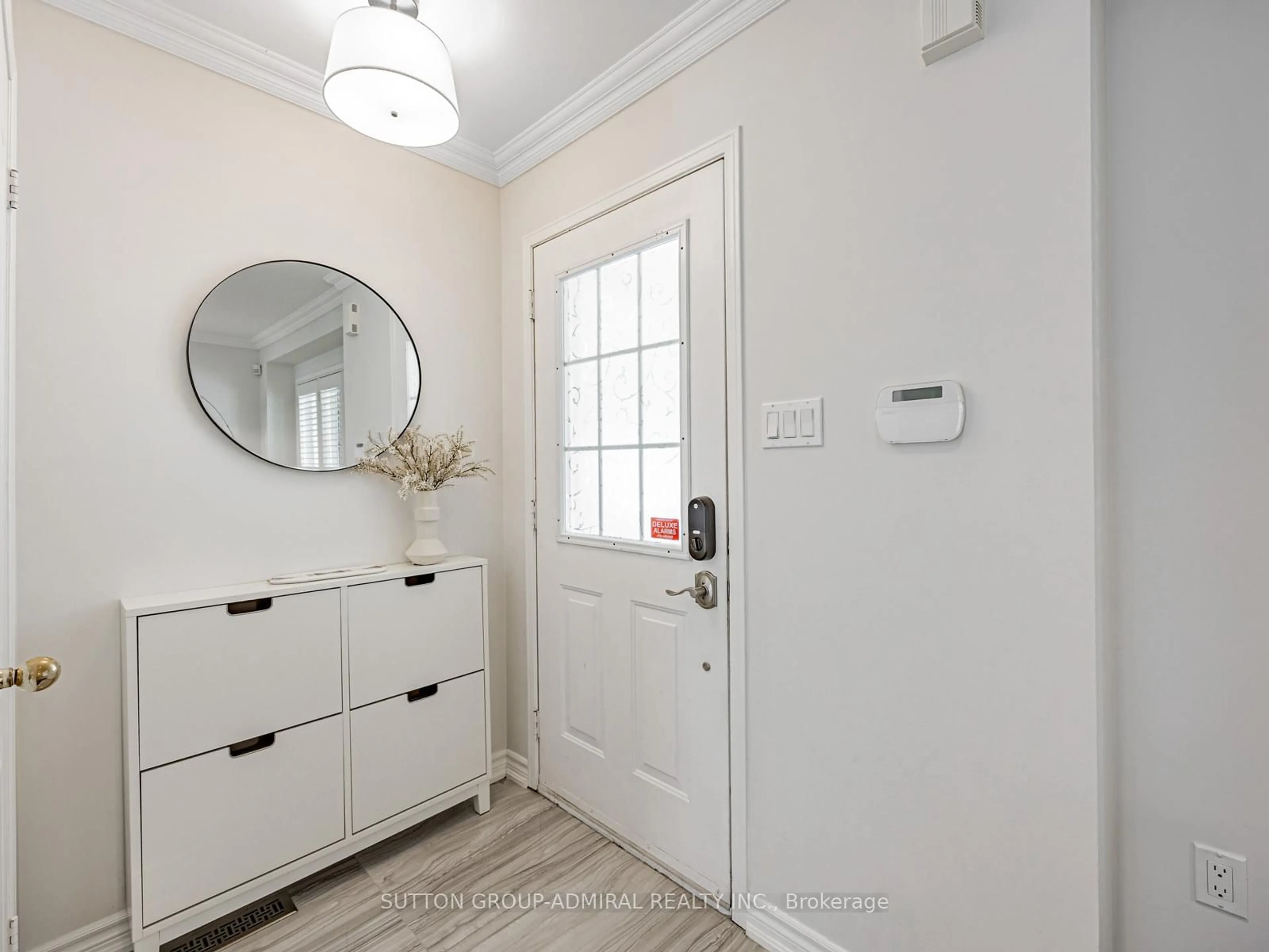 Indoor entryway for 242 Everett St, Markham Ontario L6E 1S9