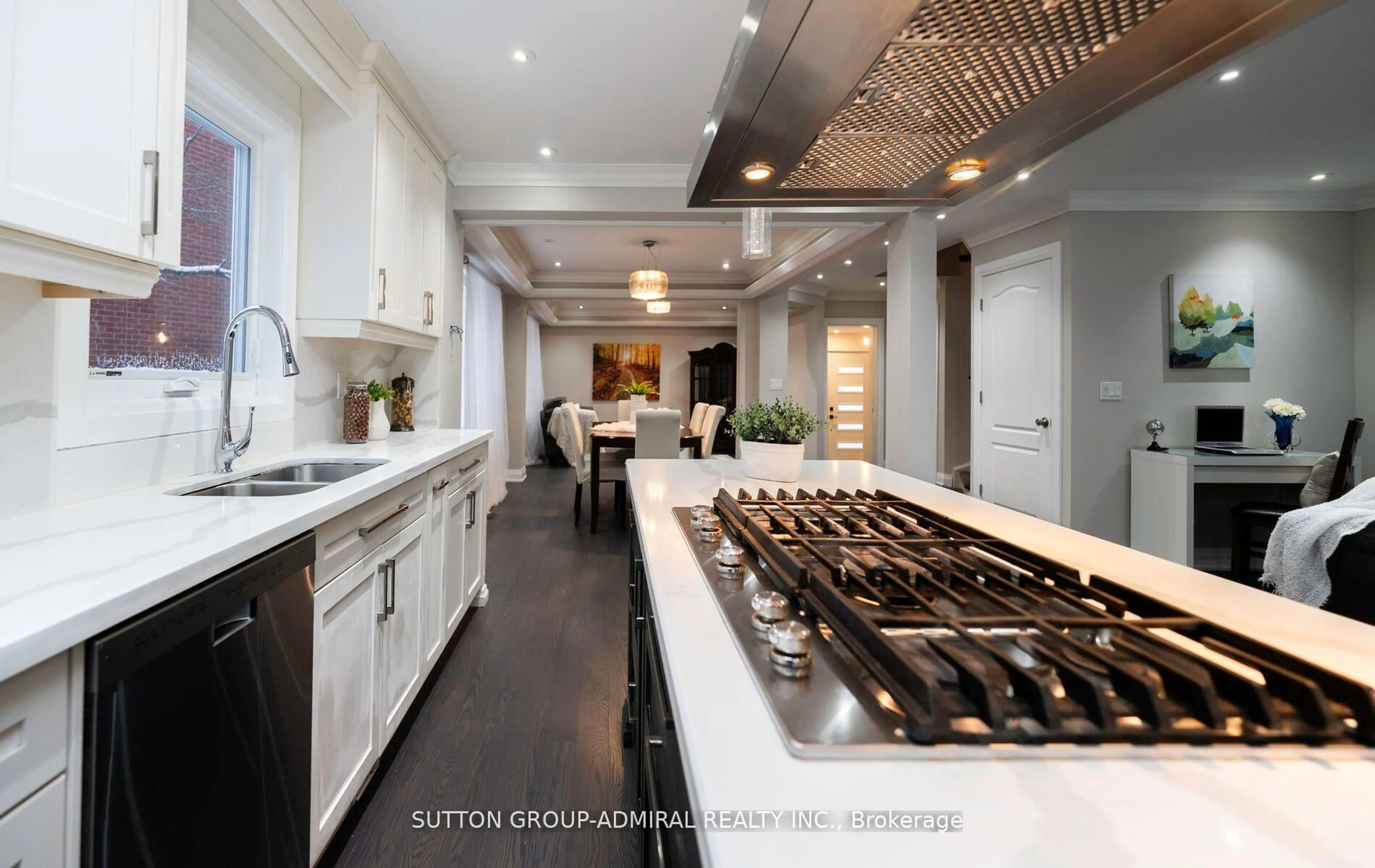 Contemporary kitchen, ceramic/tile floor for 29 Roxborough Lane, Vaughan Ontario L4J 4T1