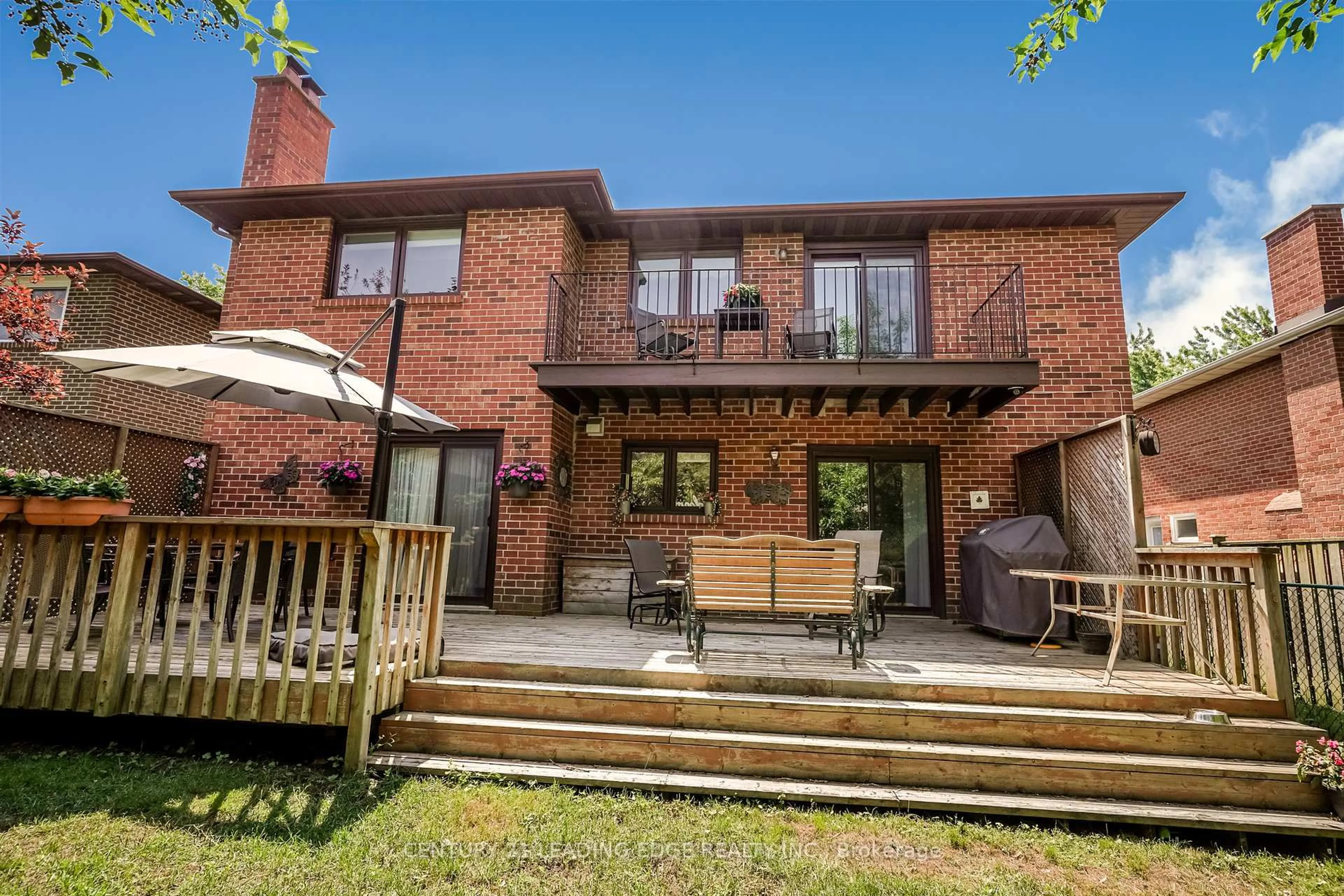 Patio, building for 48 Emeline Cres, Markham Ontario L3P 4G4