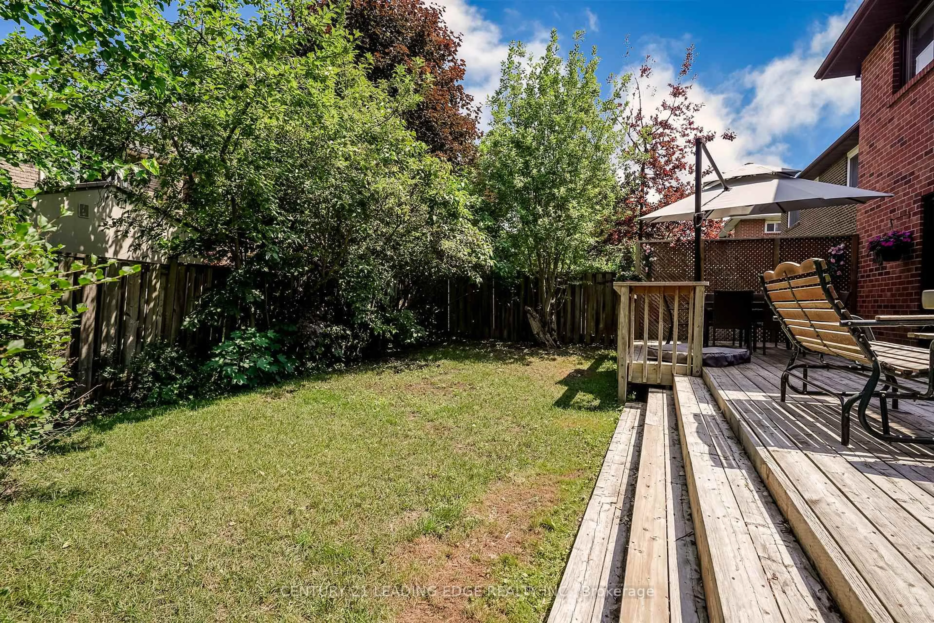Patio, street for 48 Emeline Cres, Markham Ontario L3P 4G4