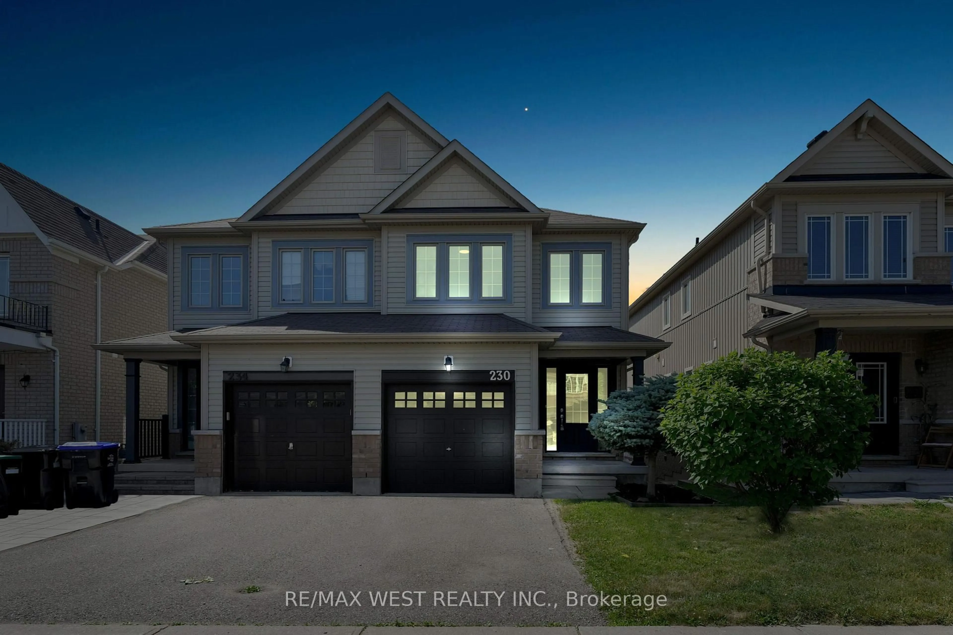 Home with vinyl exterior material, street for 230 Orr Dr, Bradford West Gwillimbury Ontario L3Z 0S3