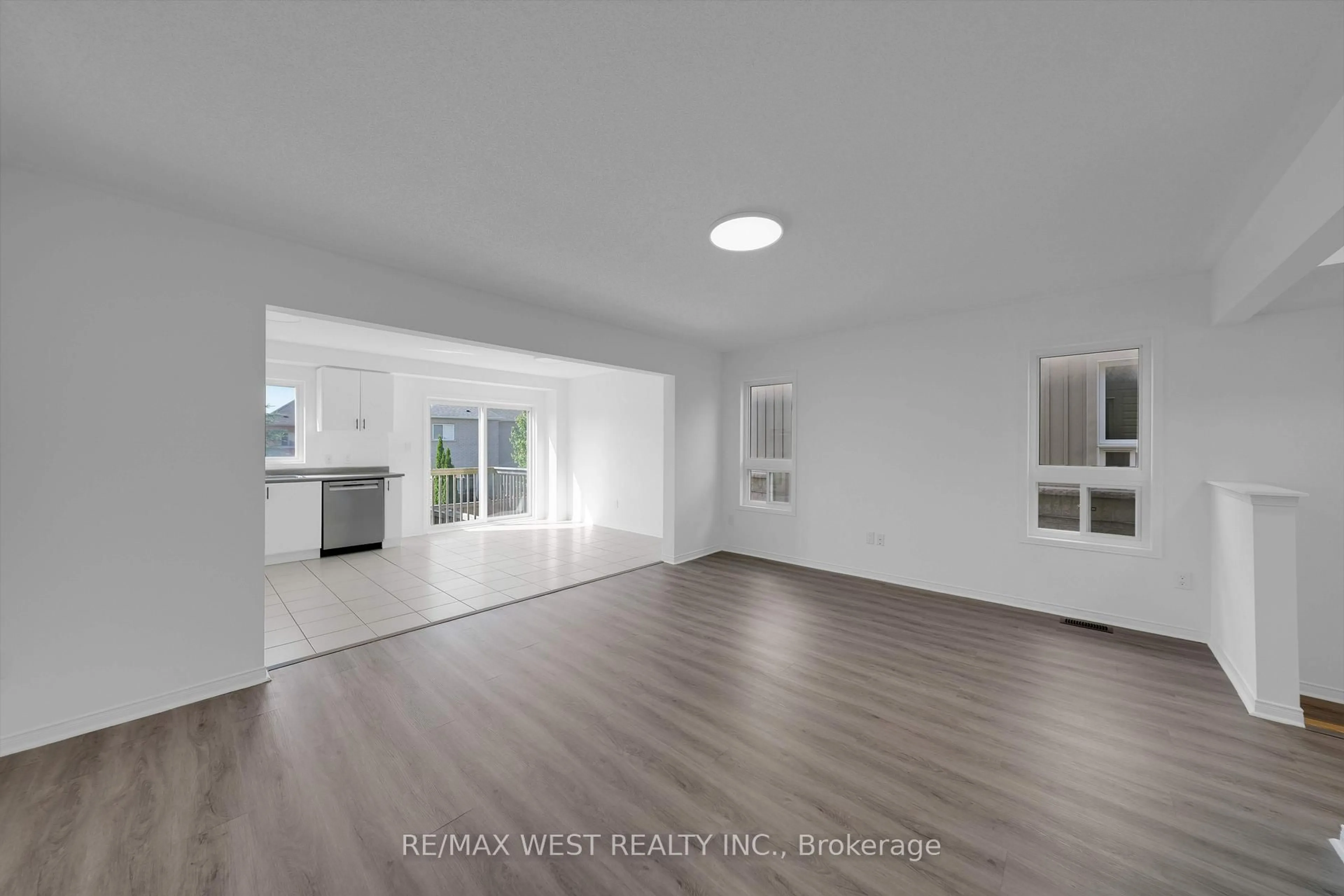 A pic of a room for 230 Orr Dr, Bradford West Gwillimbury Ontario L3Z 0S3